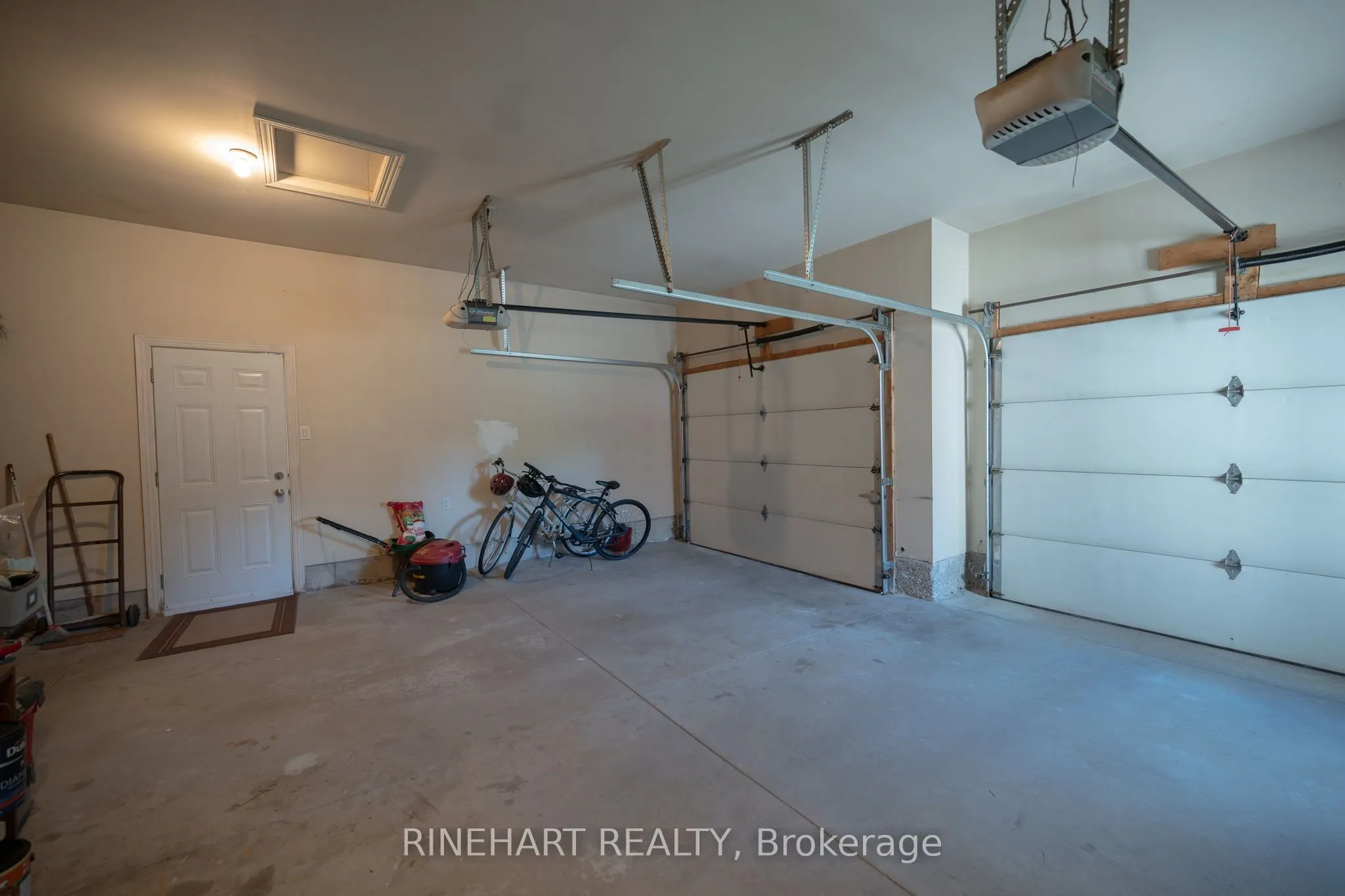 228 Boyd Boulevard