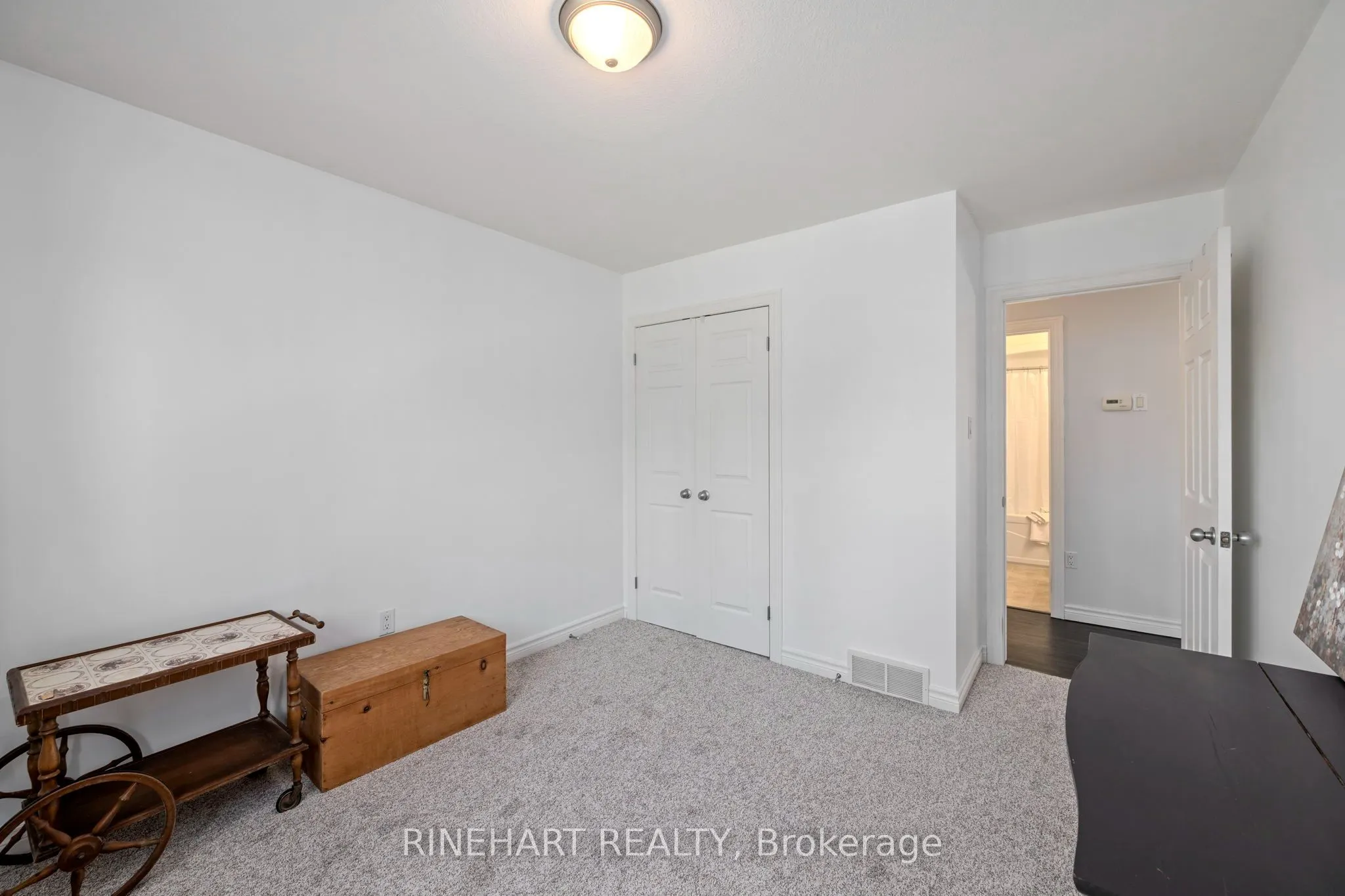 228 Boyd Boulevard