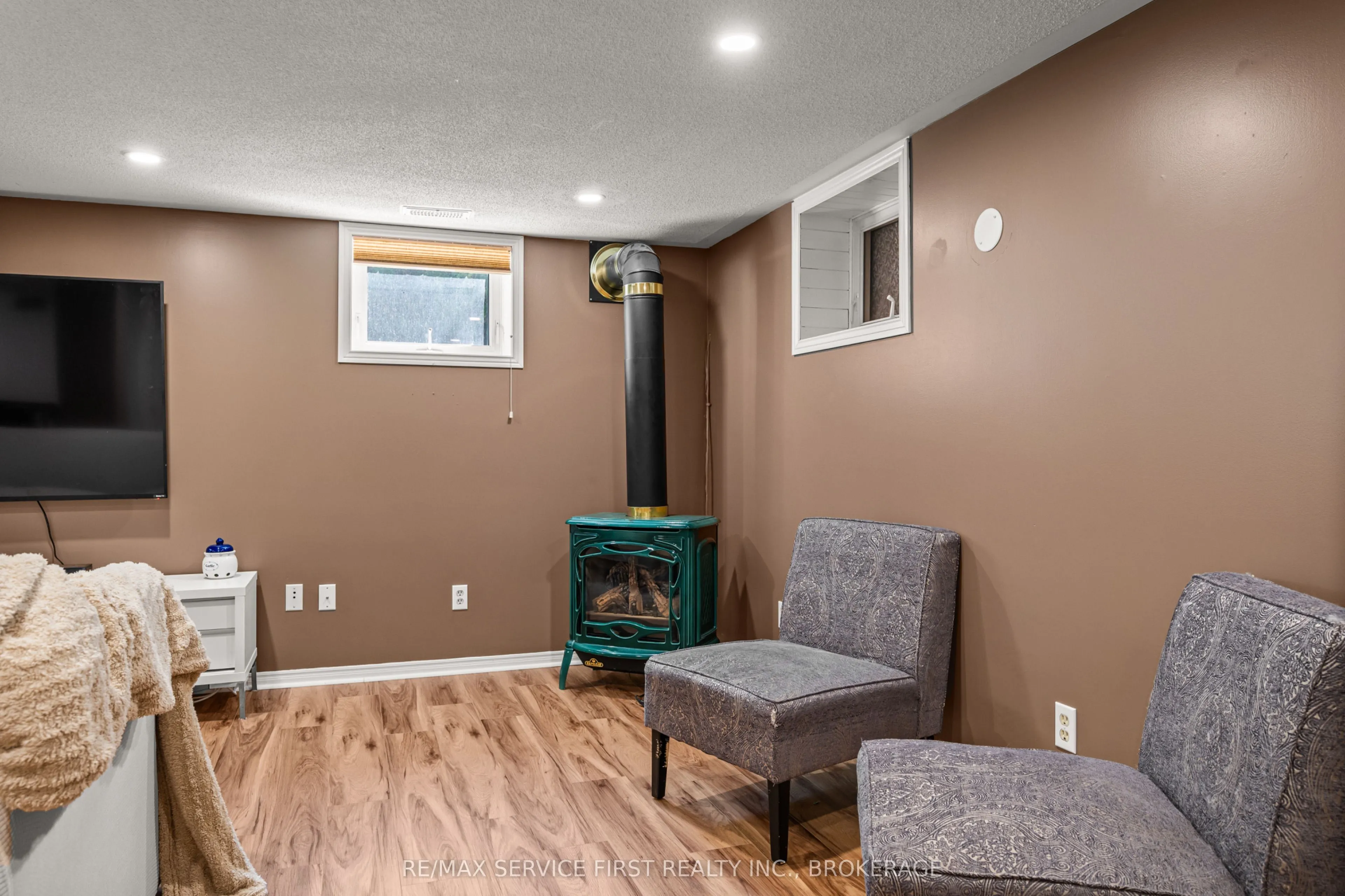 447 McEwen Drive