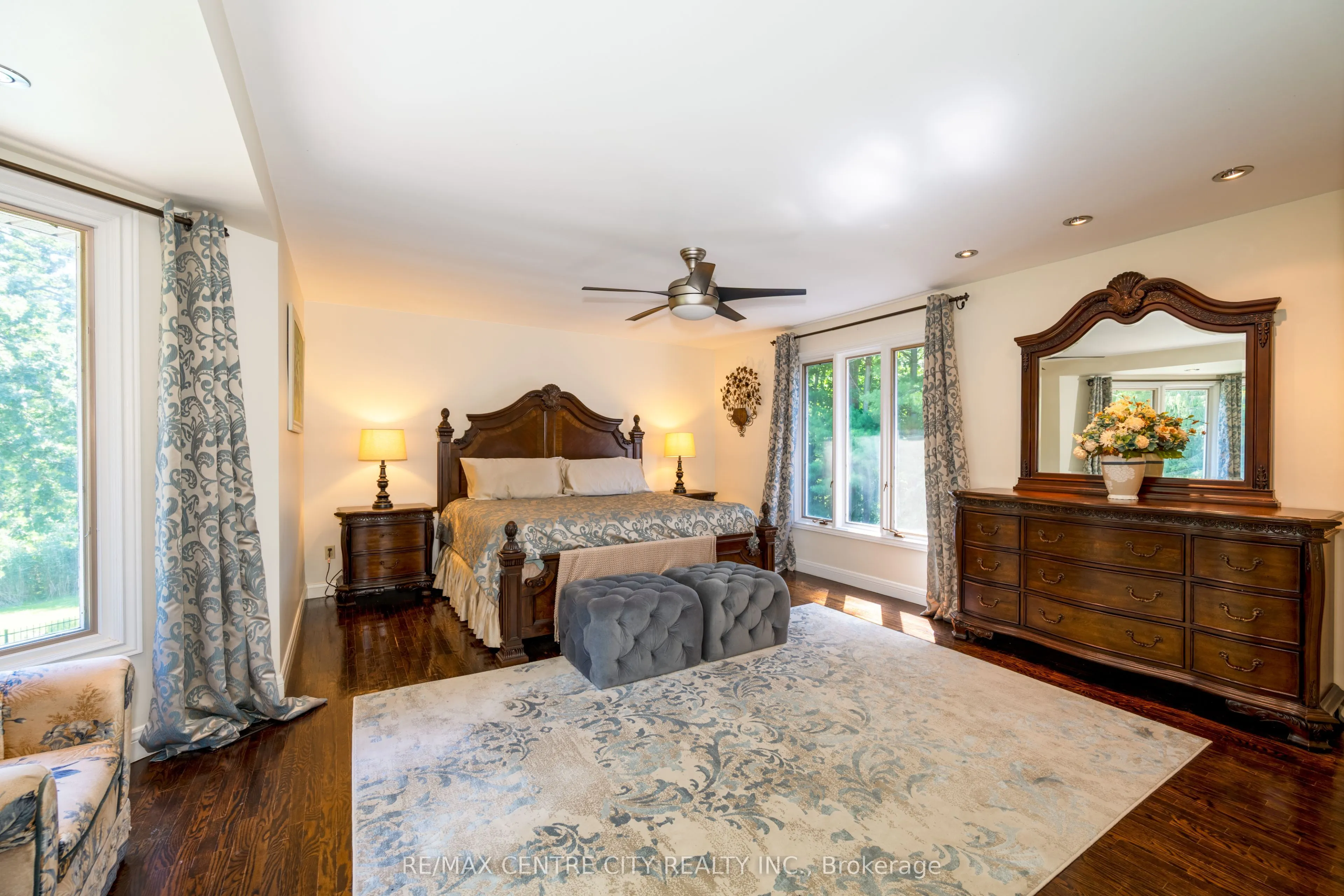 255 MILL POND Crescent