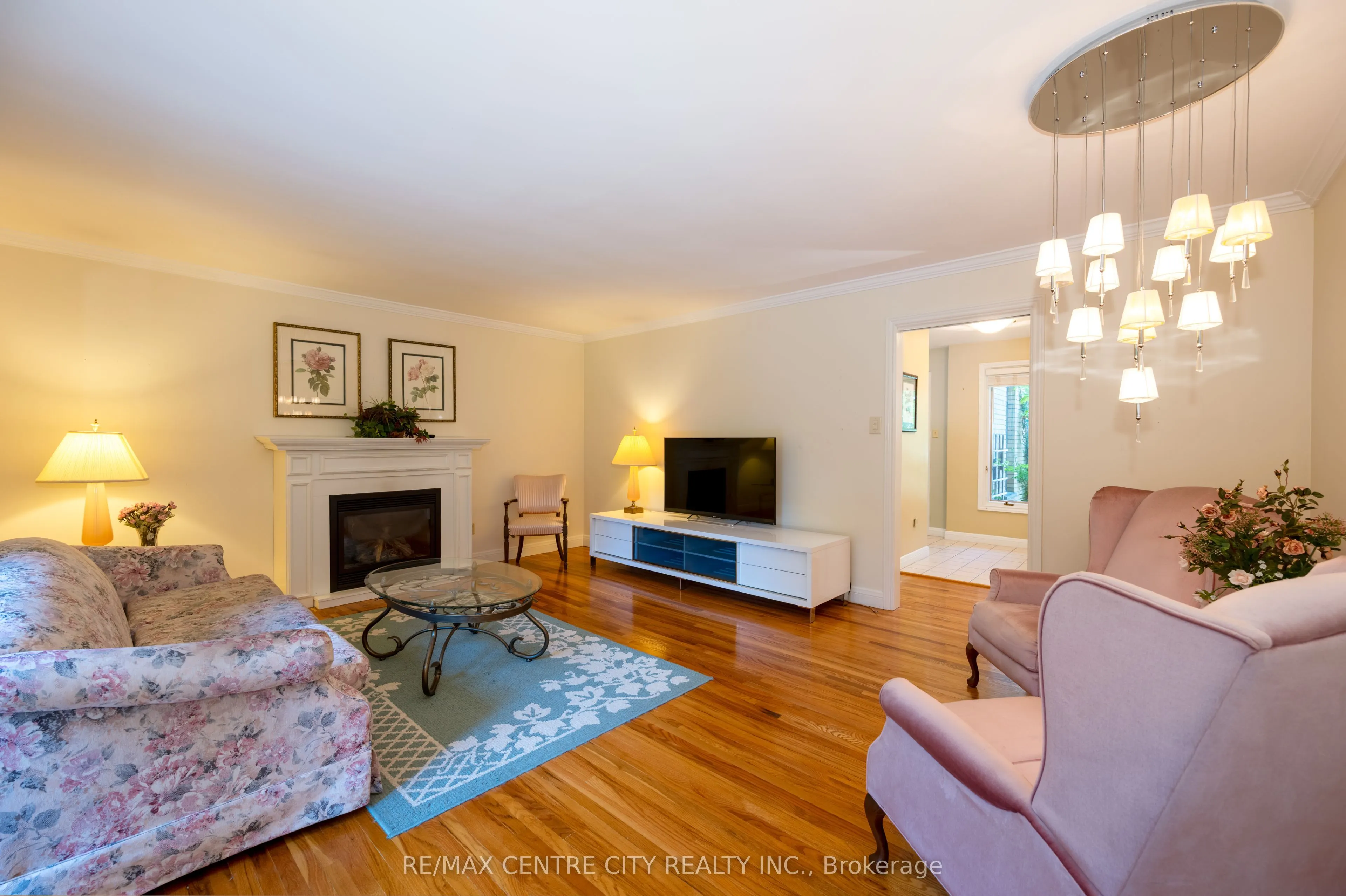 255 MILL POND Crescent