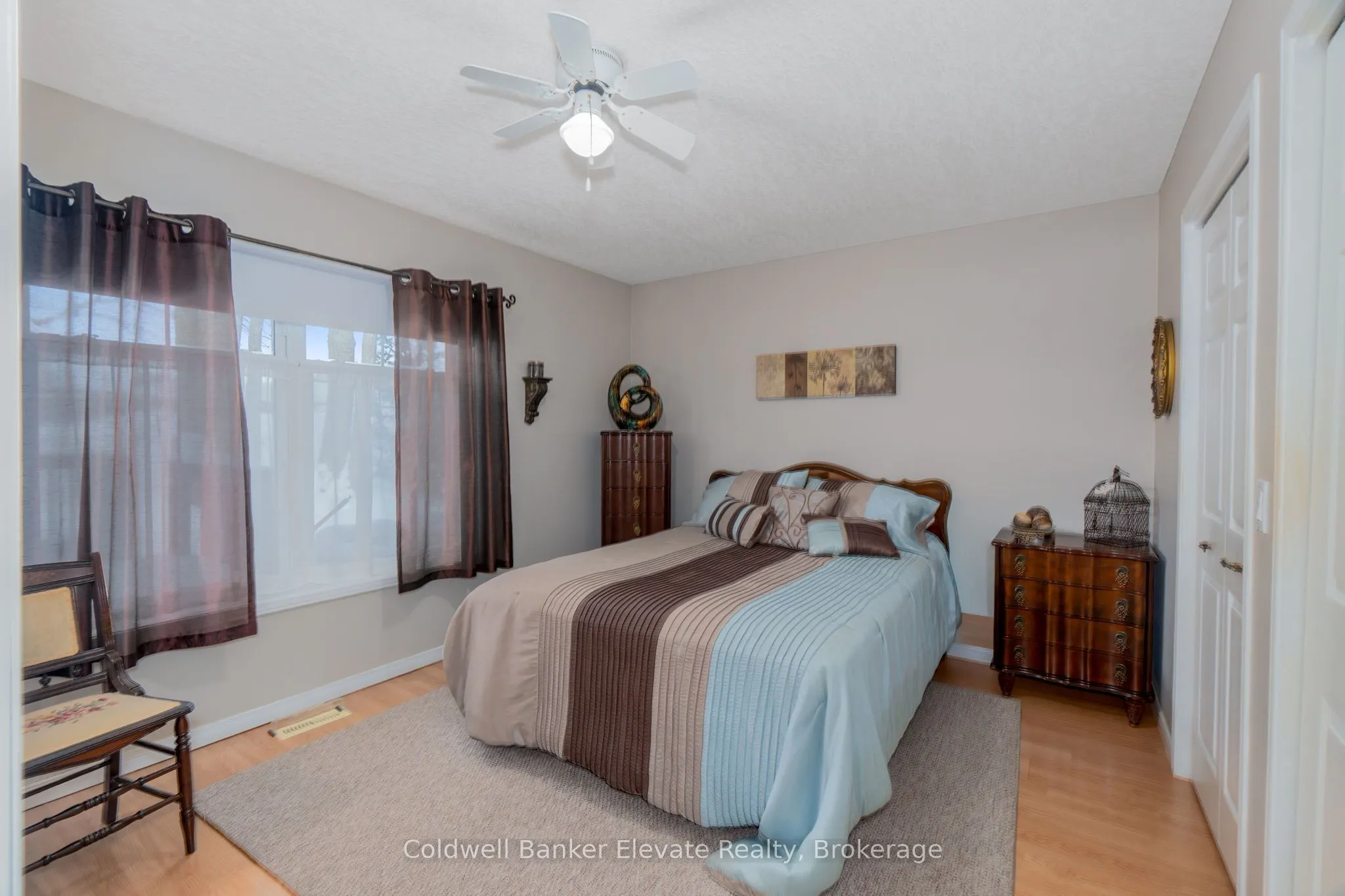 2705 KINGSWAY Drive #36