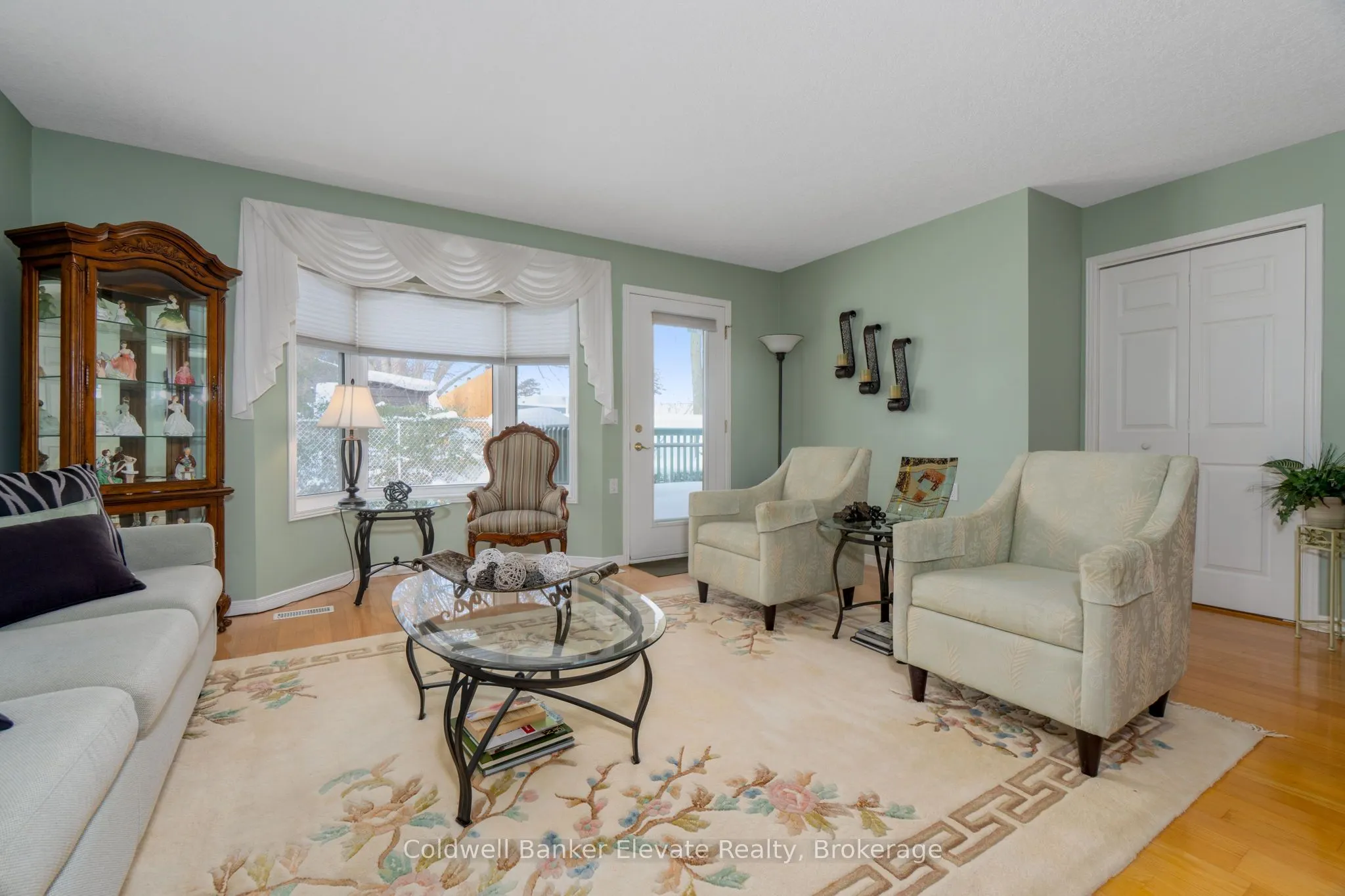 2705 KINGSWAY Drive #36