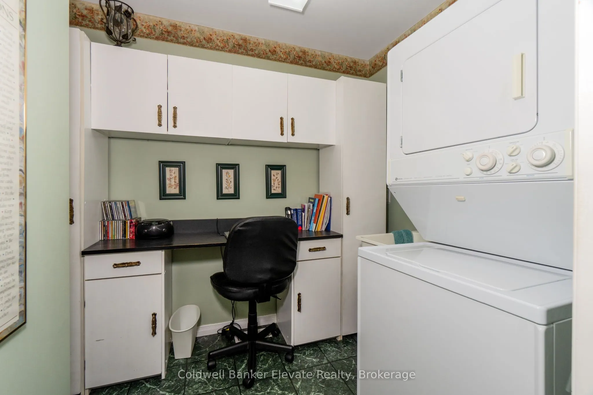2705 KINGSWAY Drive #36