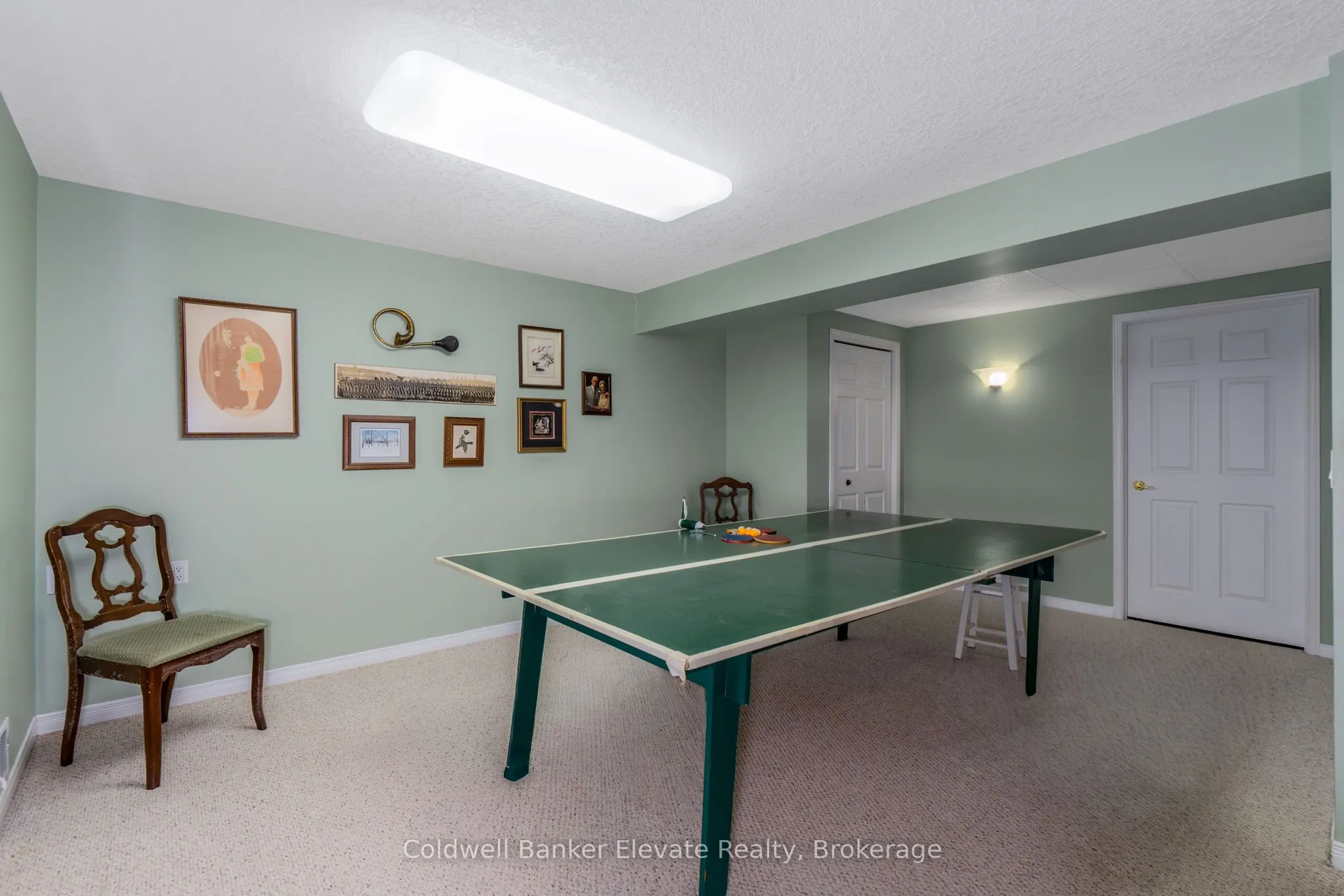 2705 KINGSWAY Drive #36