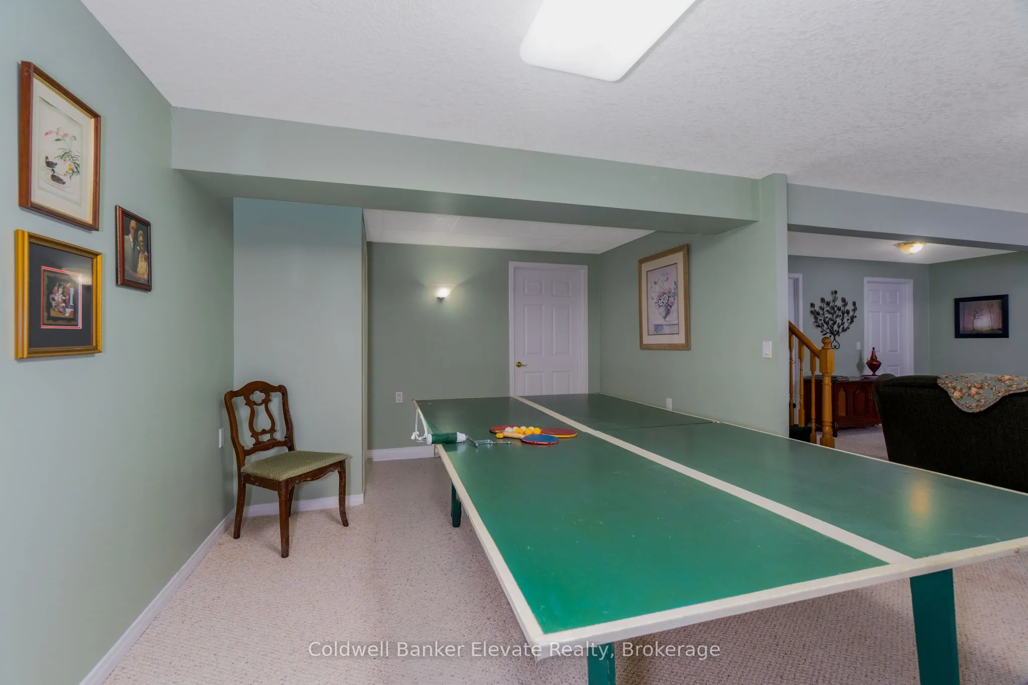 2705 KINGSWAY Drive #36