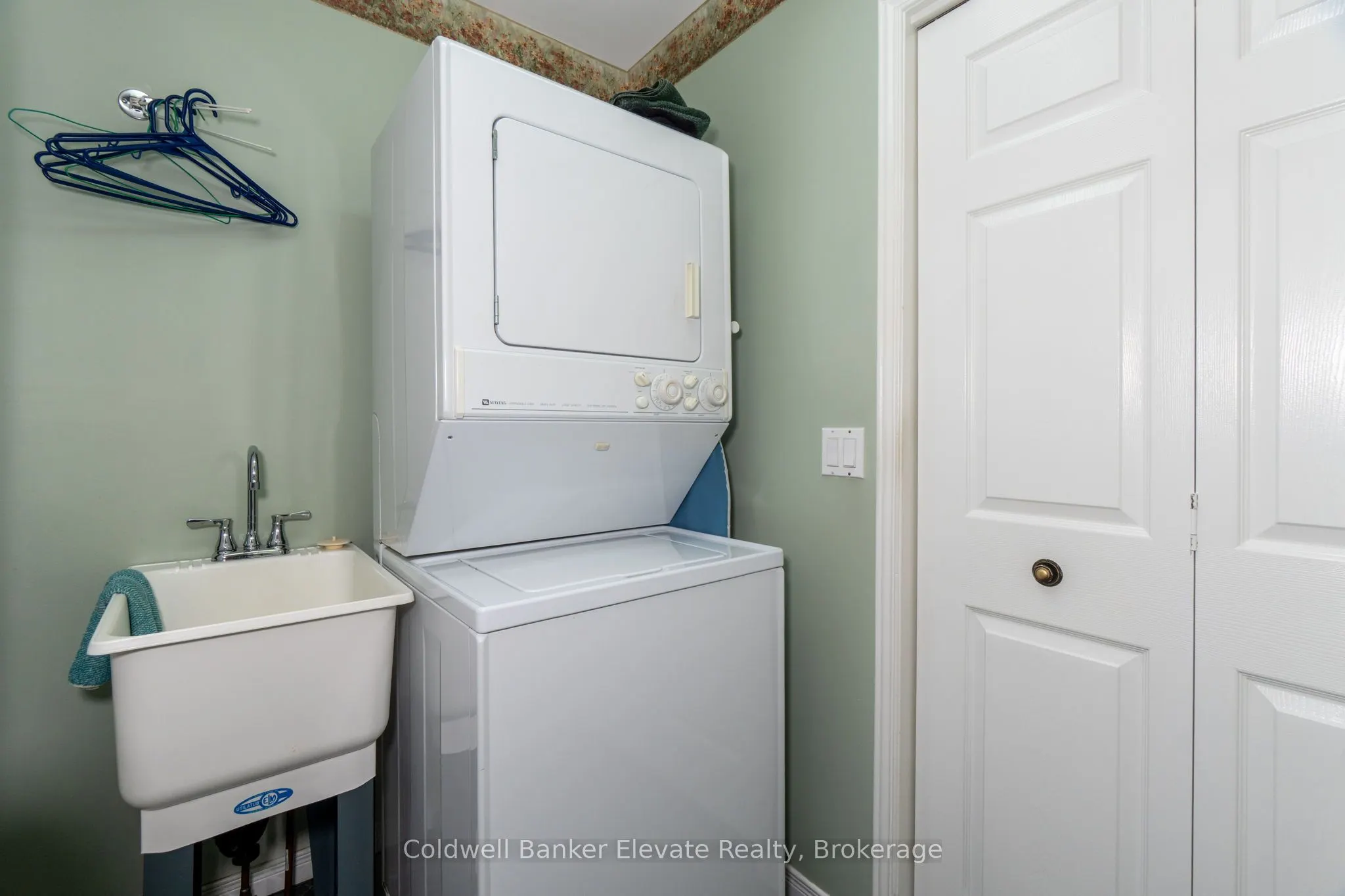 2705 KINGSWAY Drive #36