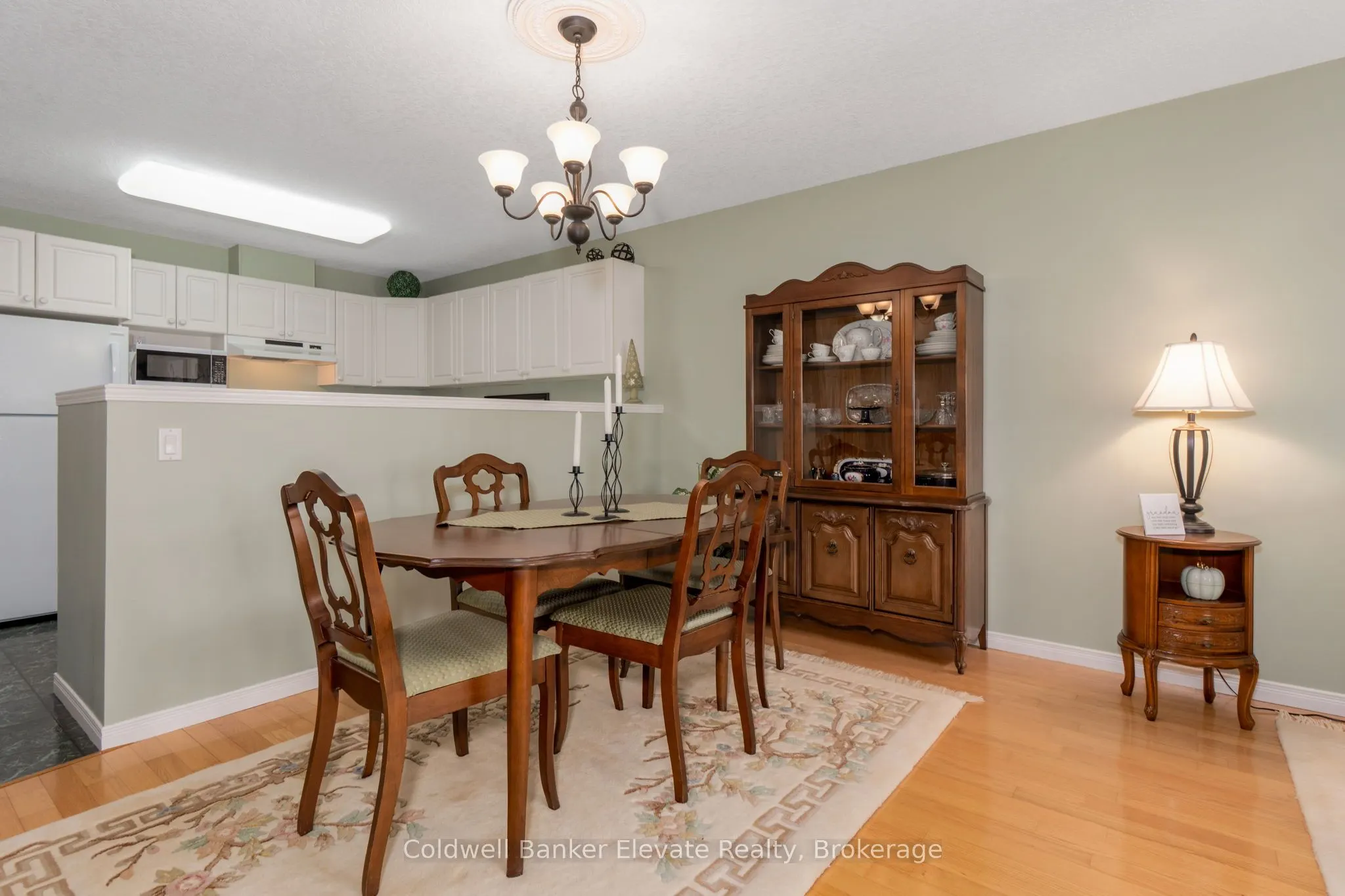 2705 KINGSWAY Drive #36