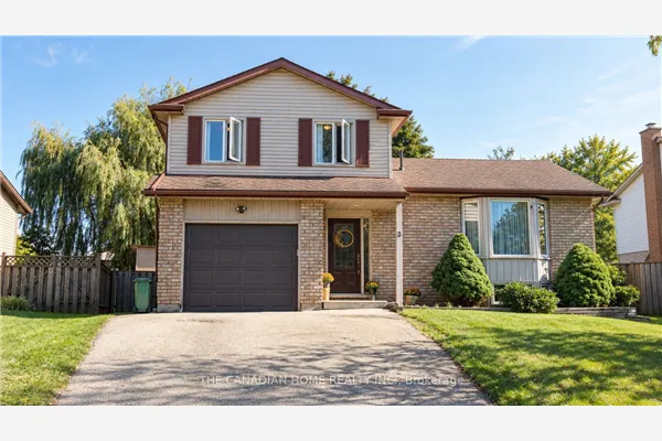 3 DUNHILL Crescent N