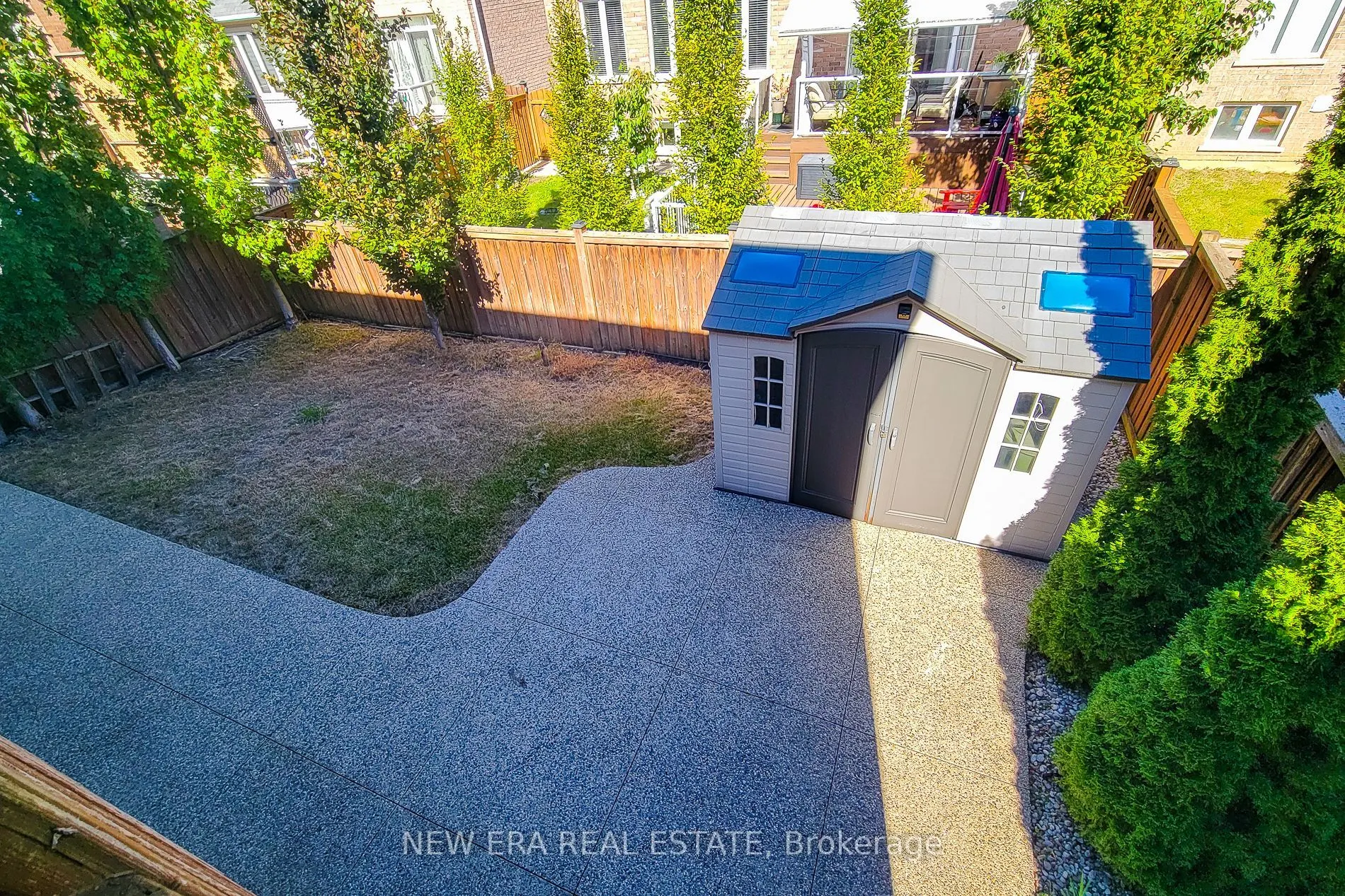 23 Curran Road