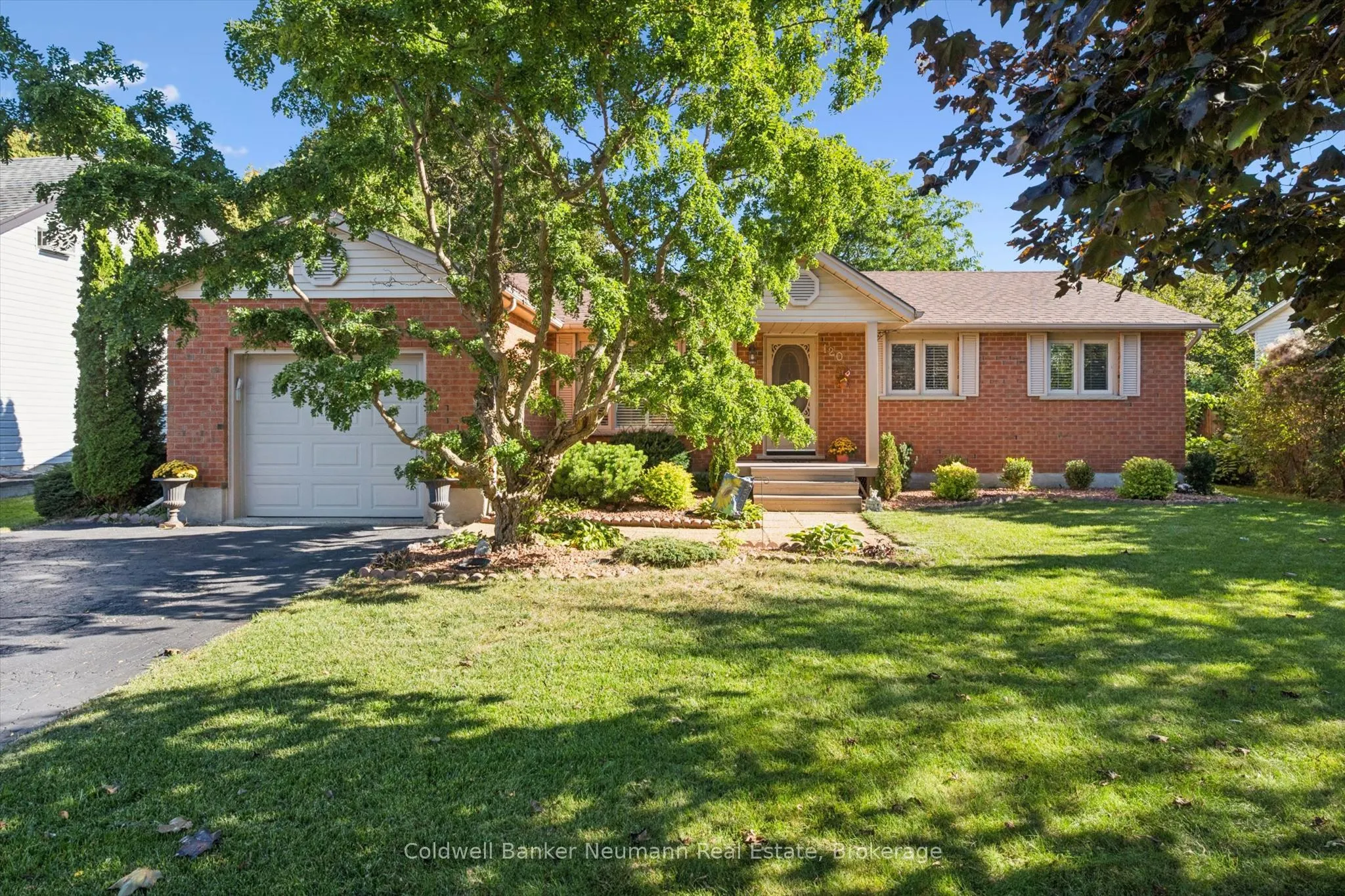 120 Landrex Boulevard