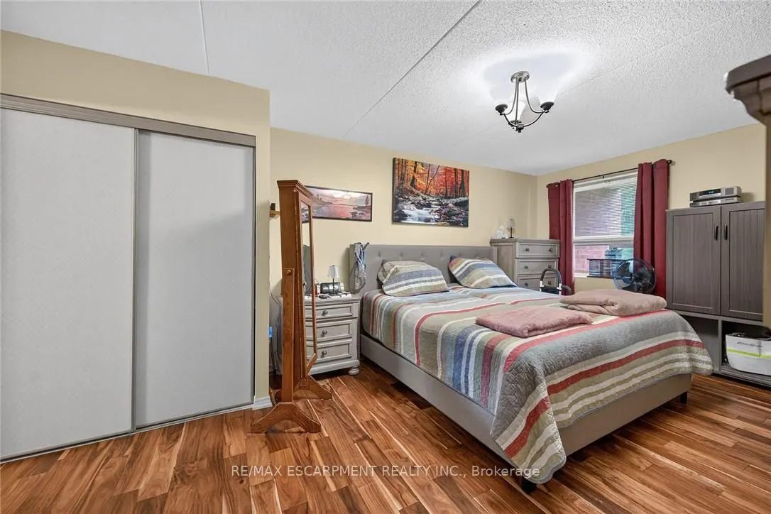 5 Mill Pond Court #202