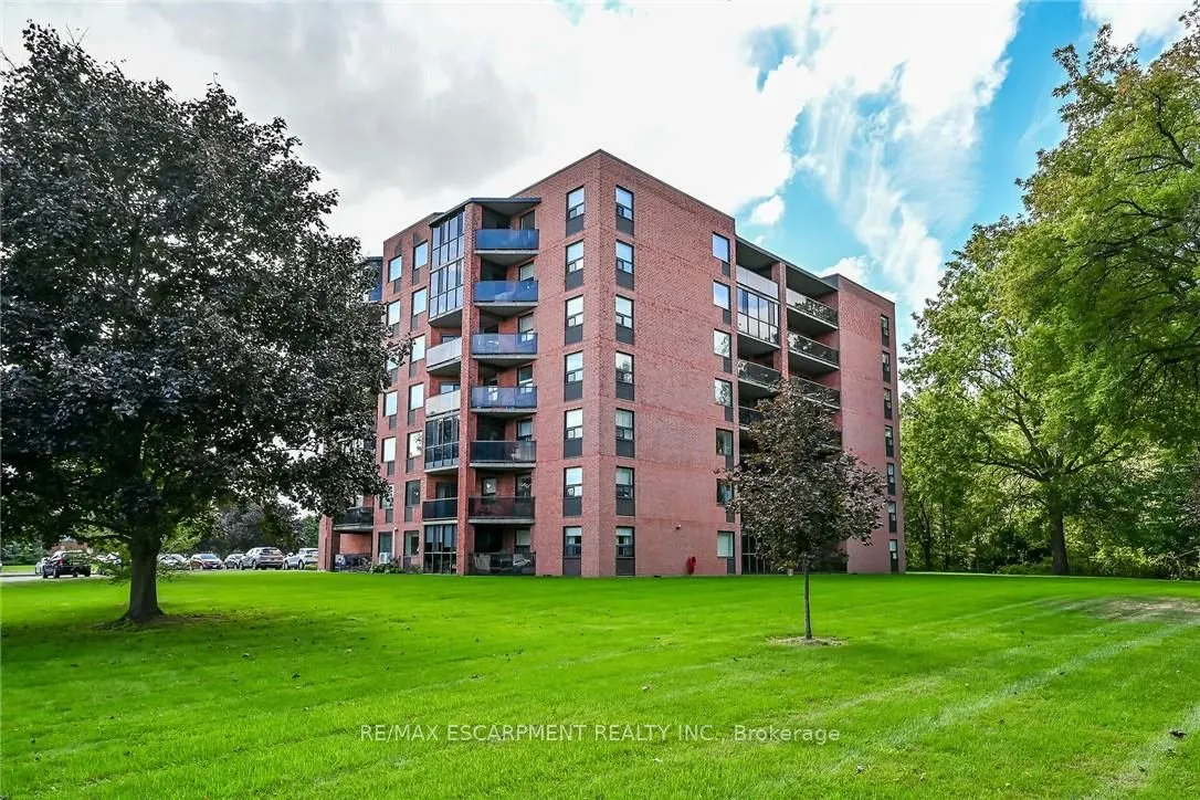 5 Mill Pond Court #202