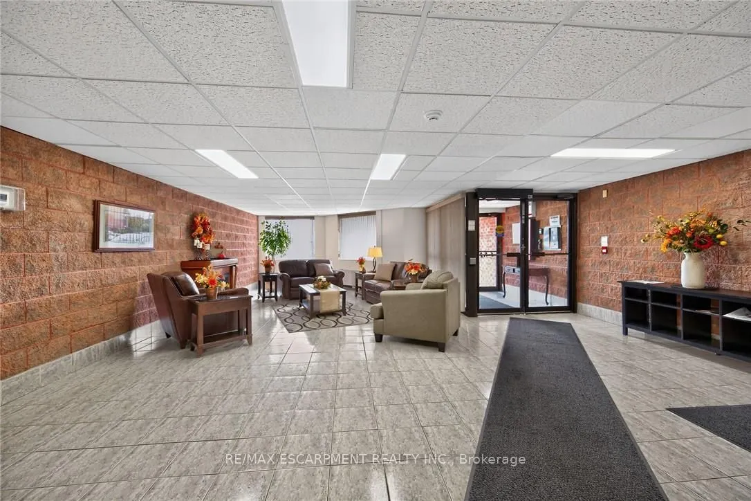 5 Mill Pond Court #202