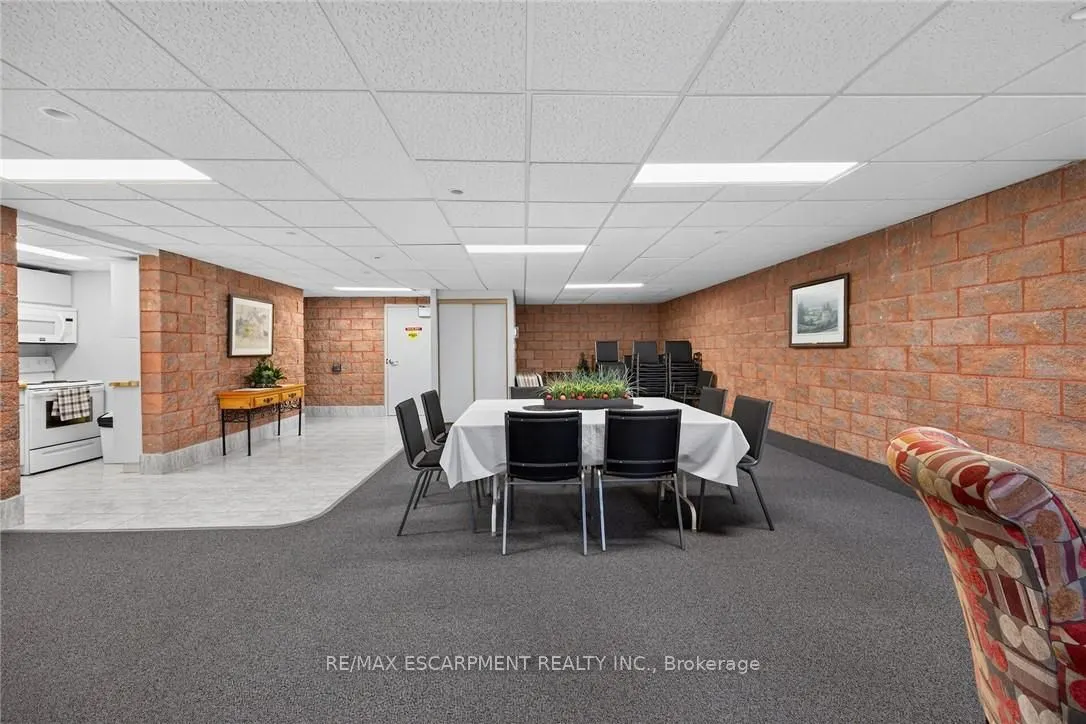 5 Mill Pond Court #202