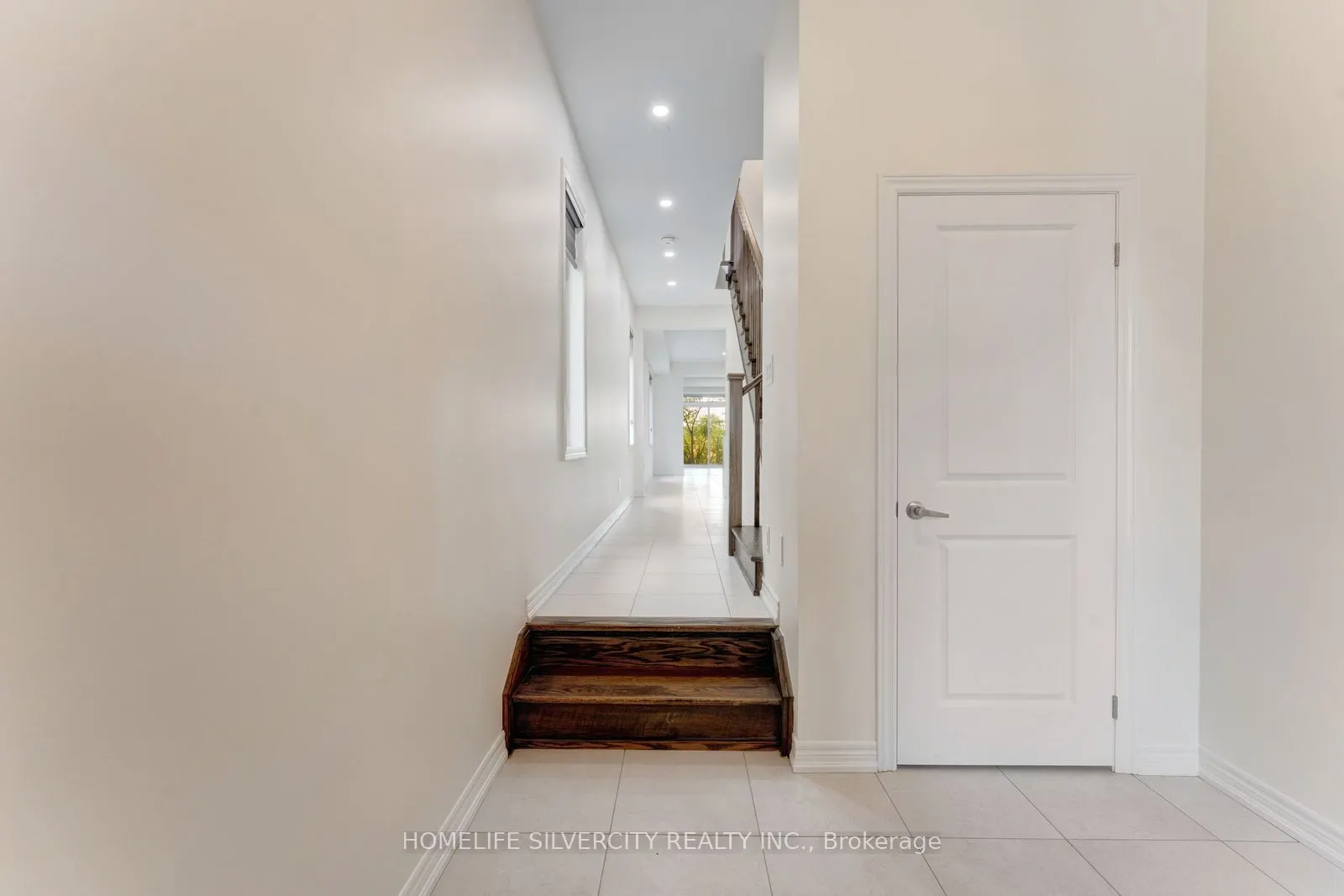 210 Broadacre Drive