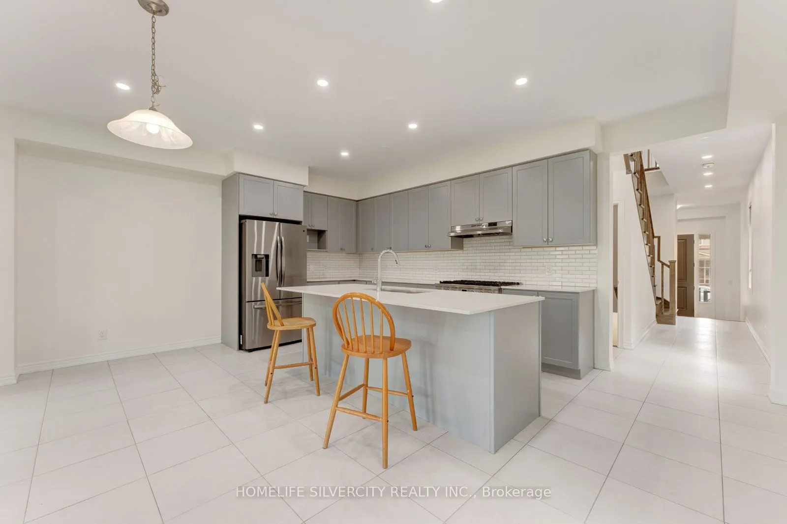 210 Broadacre Drive