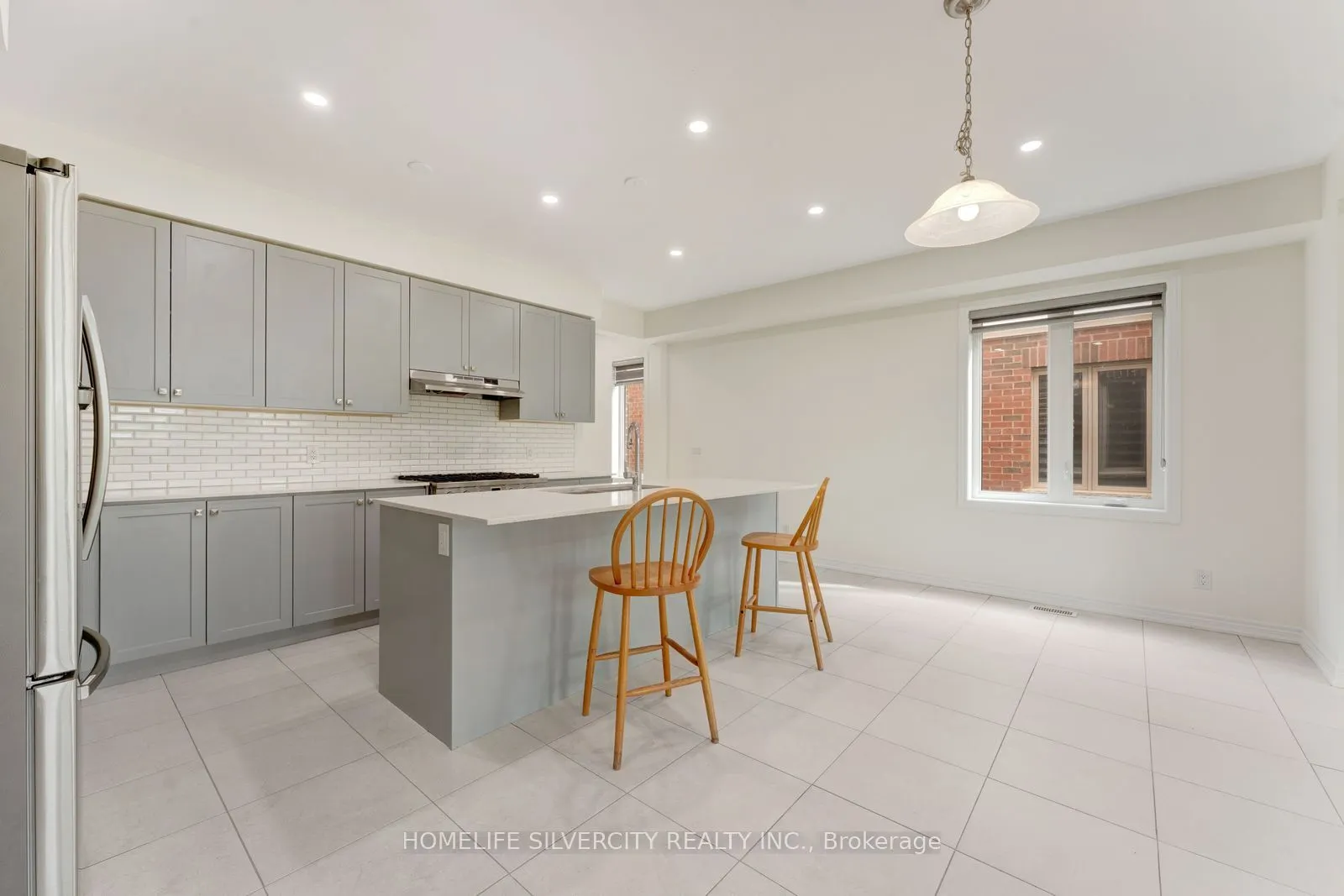 210 Broadacre Drive