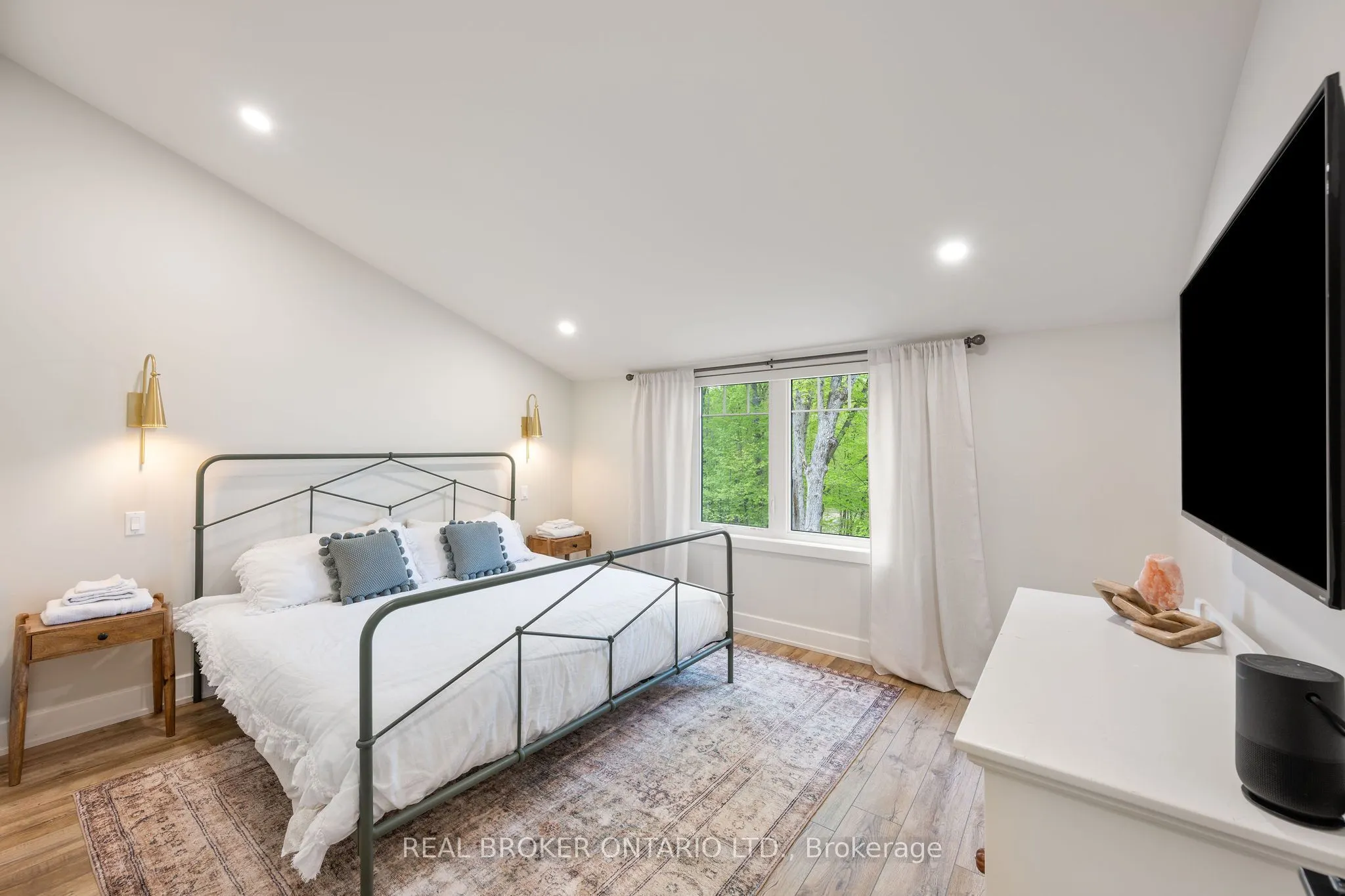 36 Crestview Drive