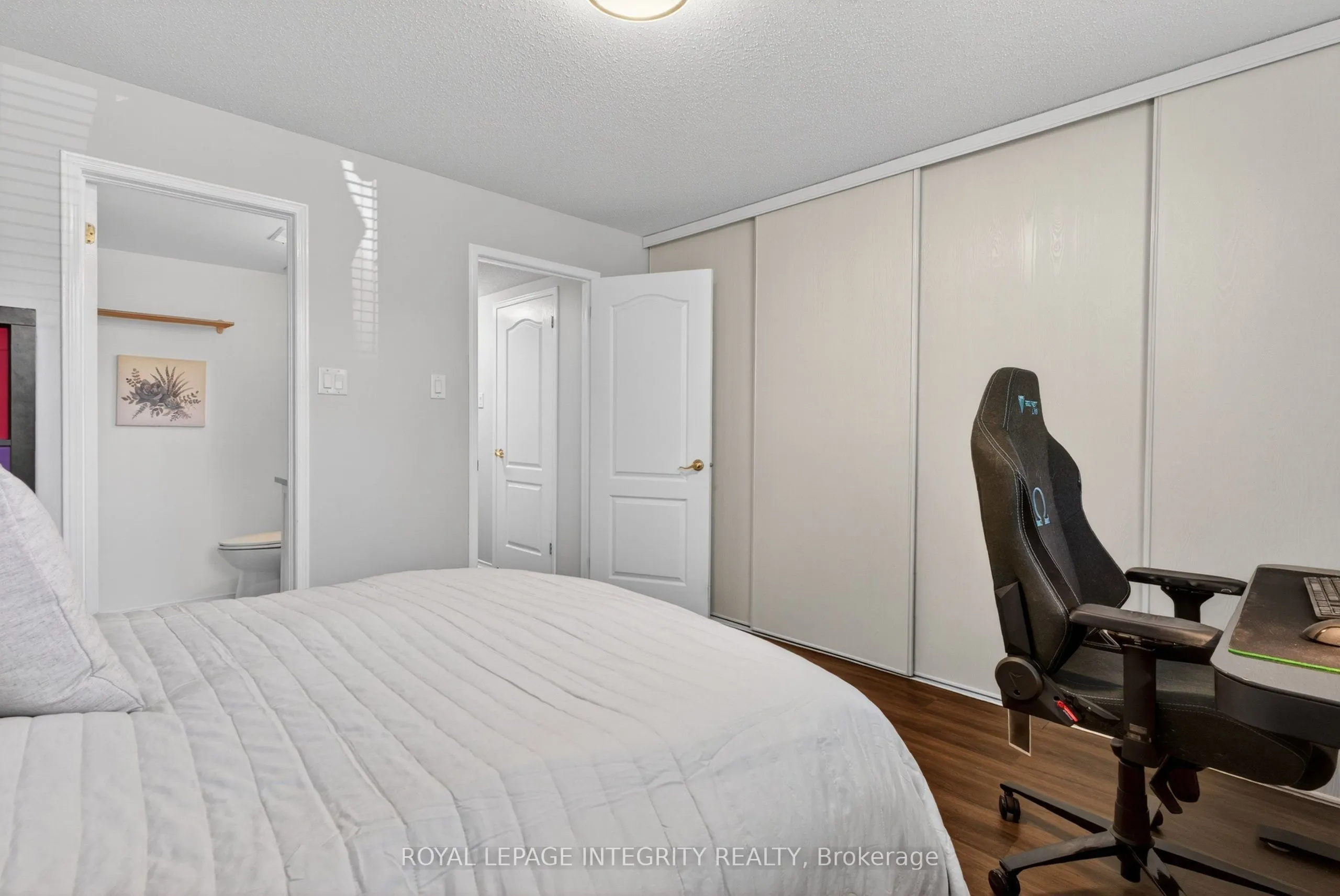 256 Cresthaven Drive #81