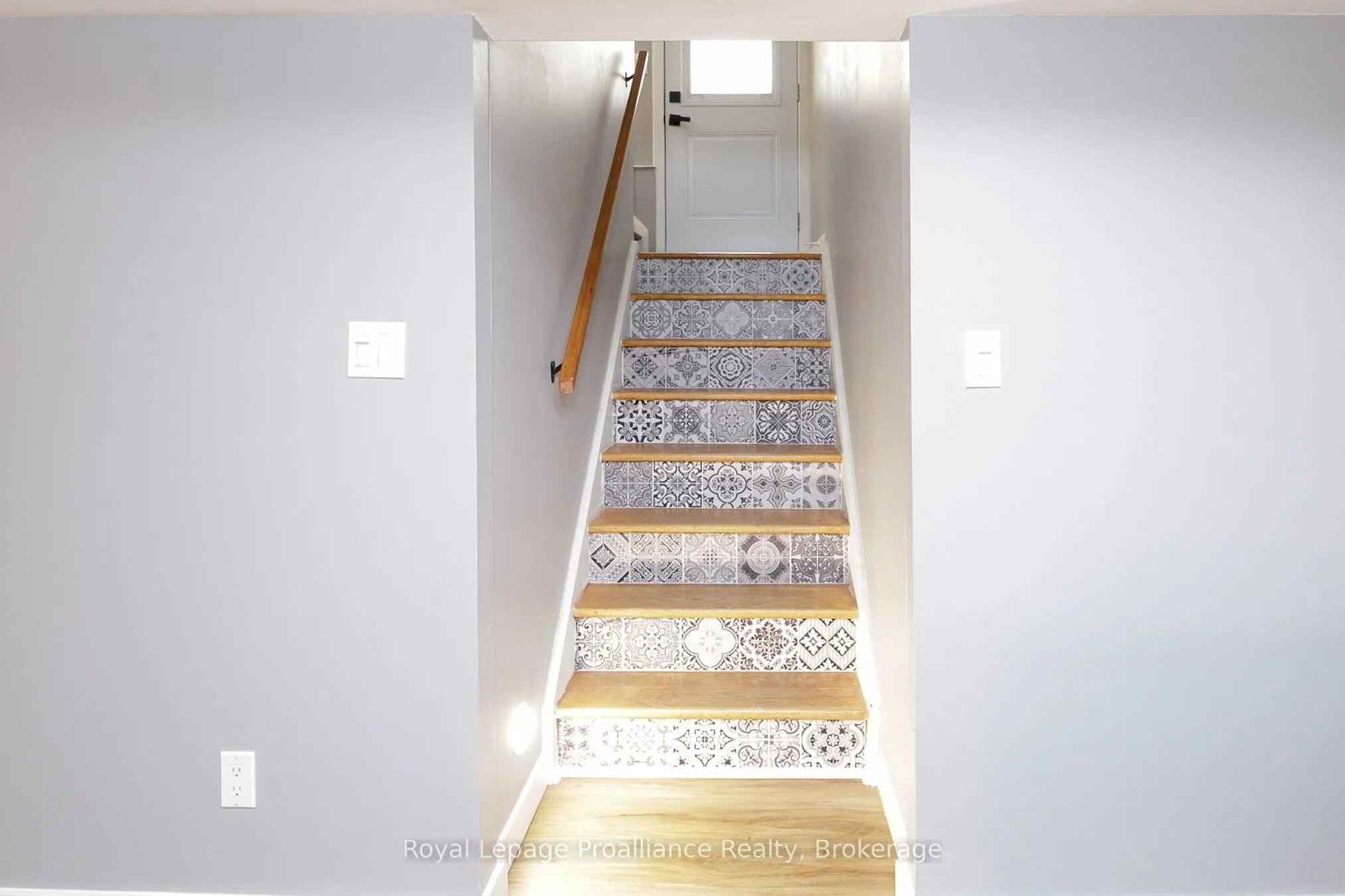 112 Prospect Hill