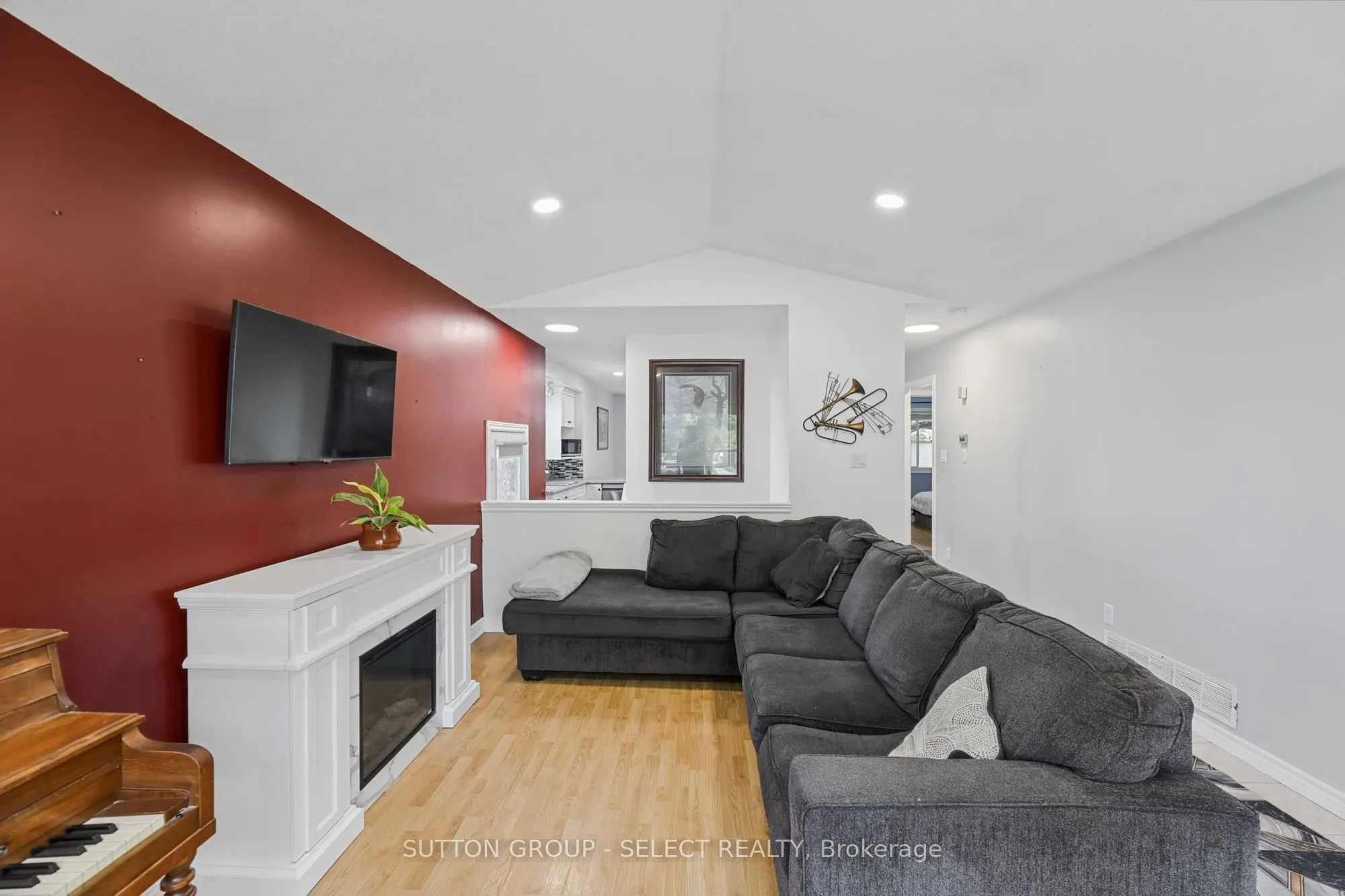 13 Goldenrod Court