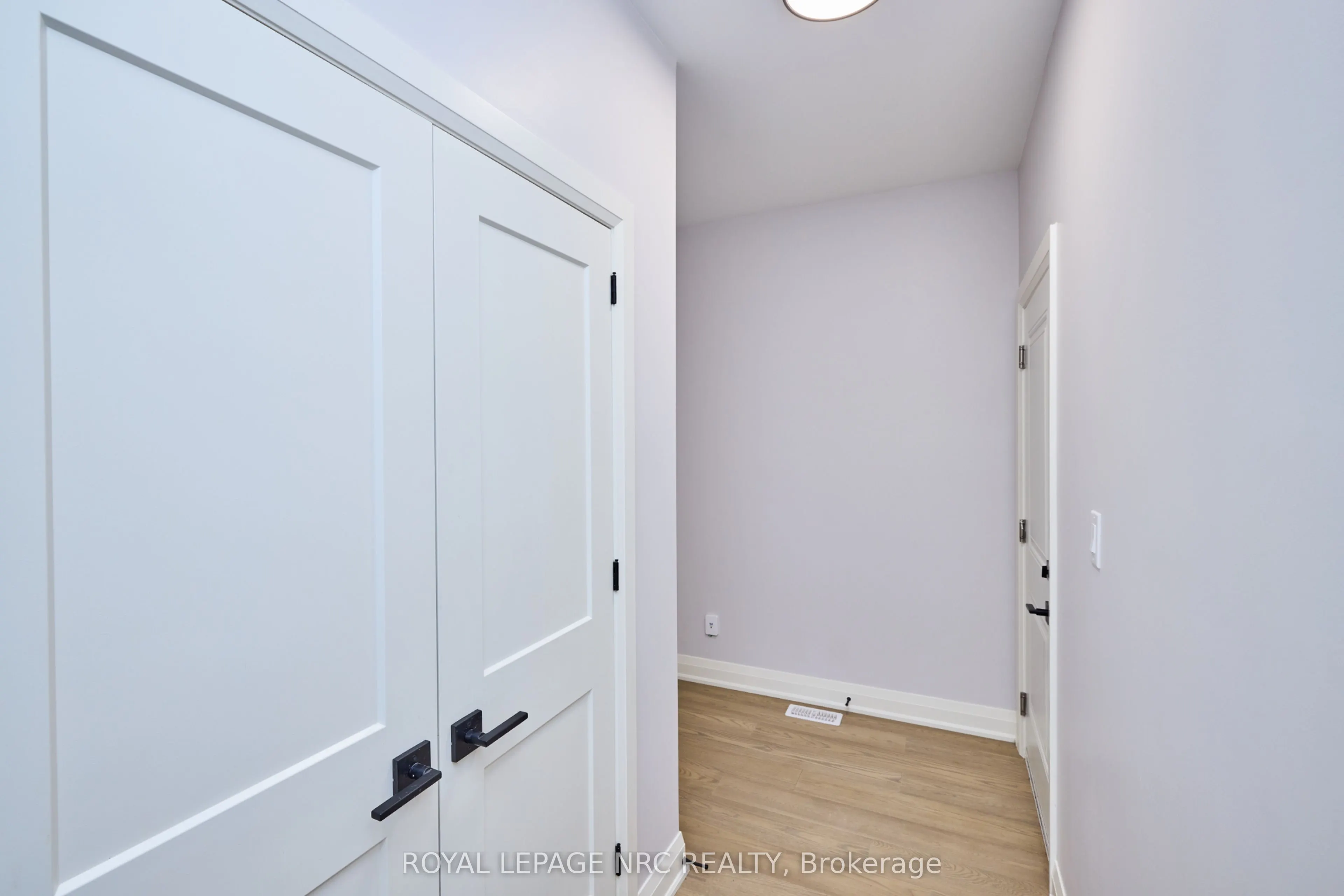 185 Hodgkins Avenue