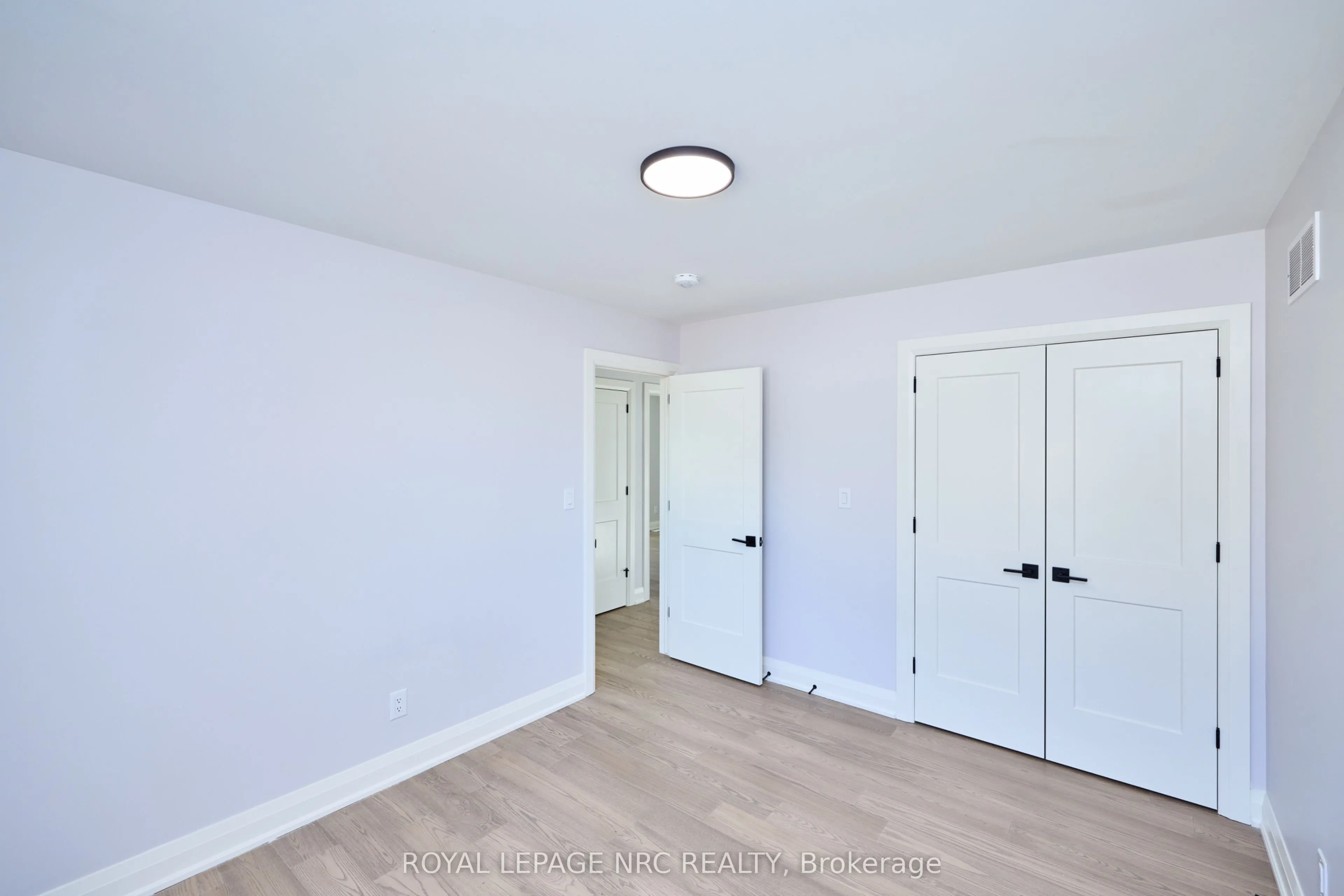 185 Hodgkins Avenue