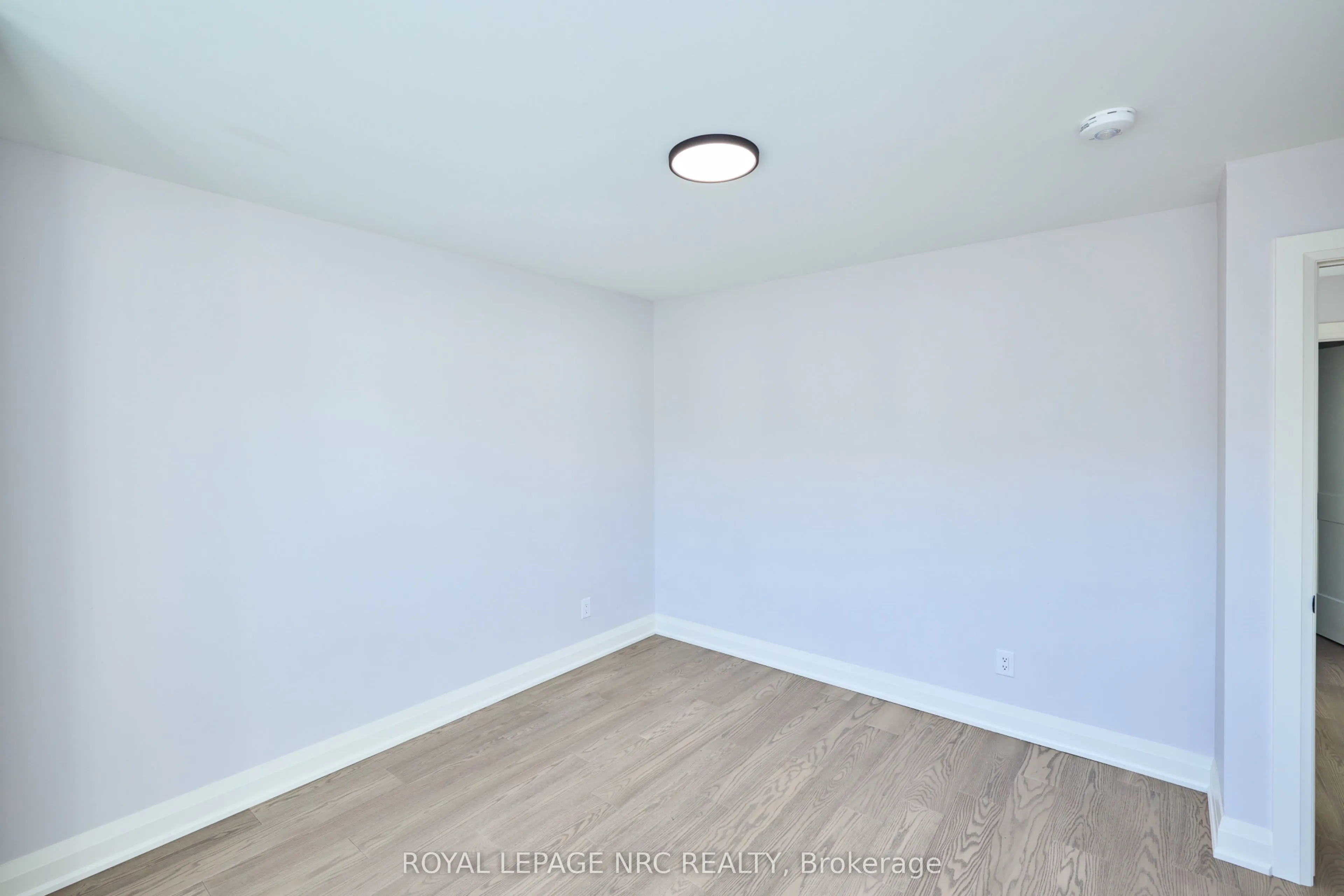 185 Hodgkins Avenue
