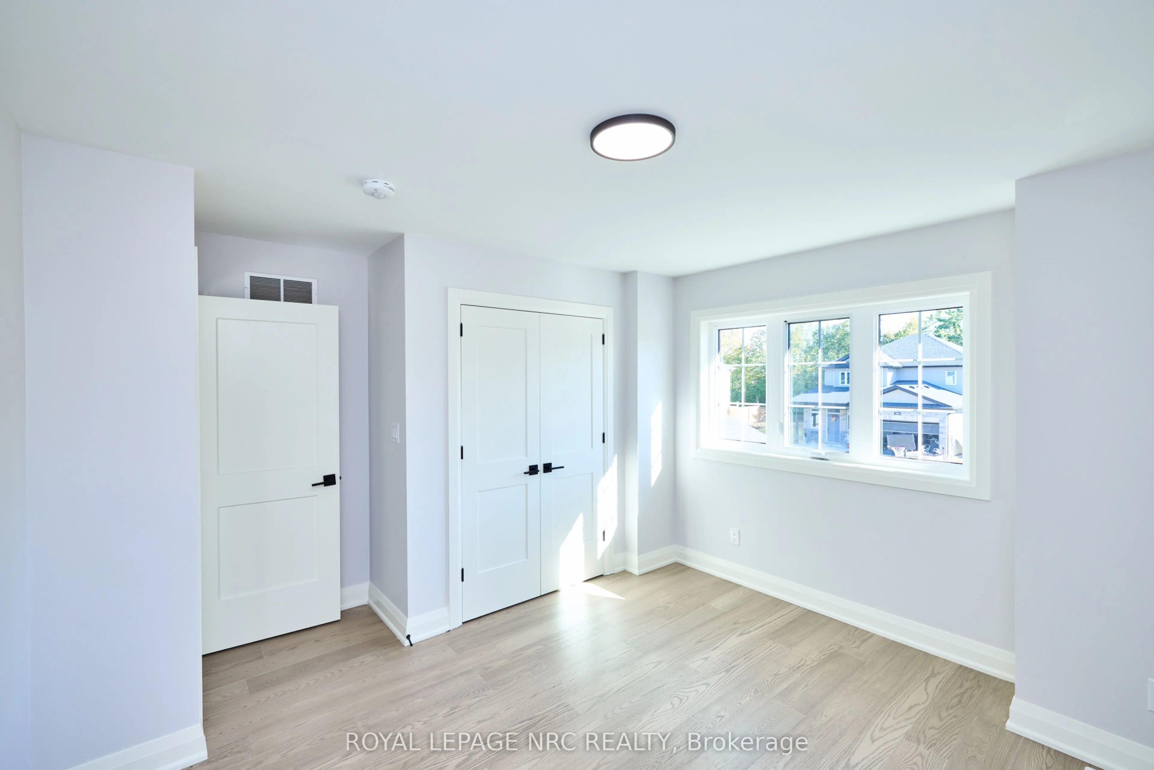 185 Hodgkins Avenue