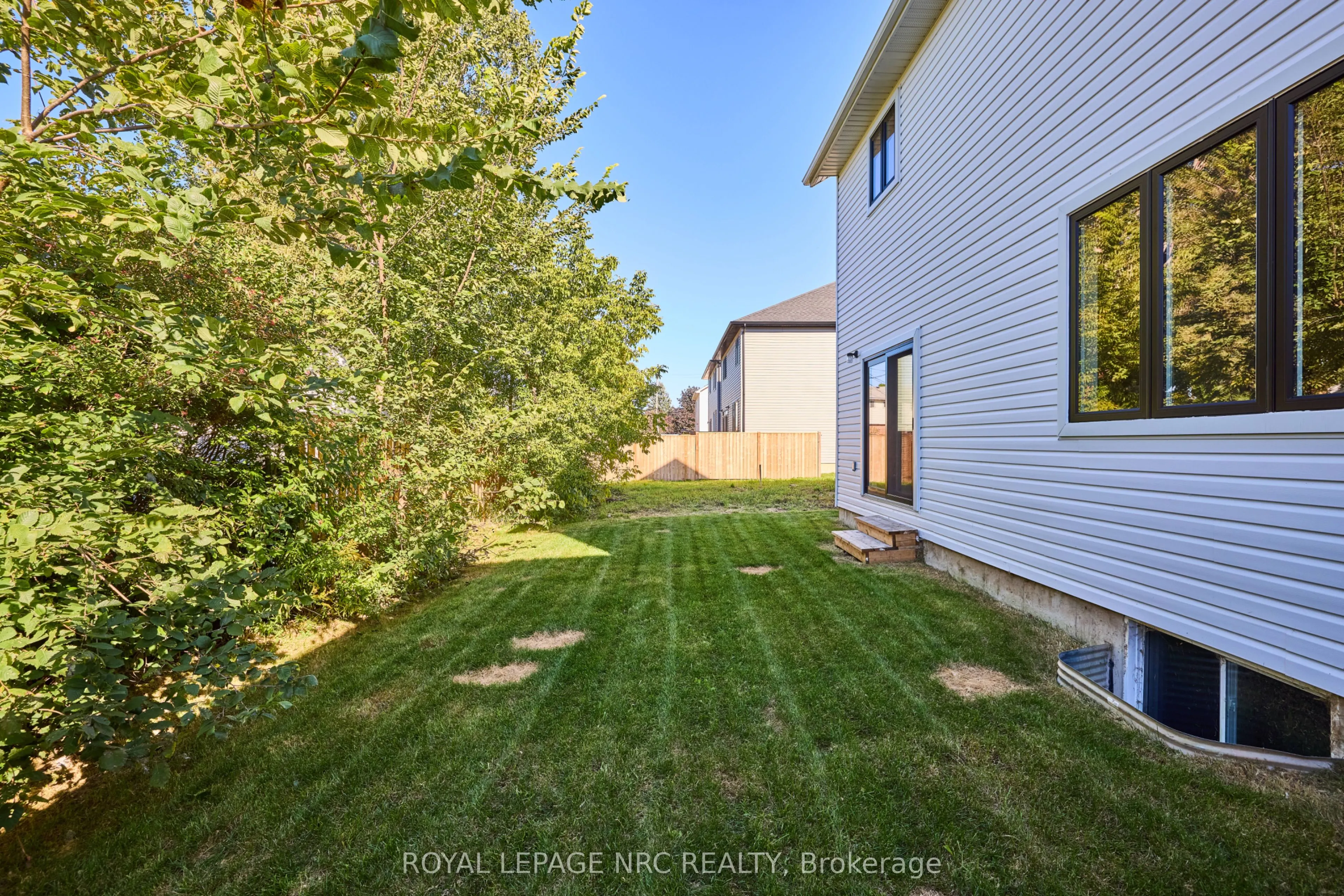 185 Hodgkins Avenue