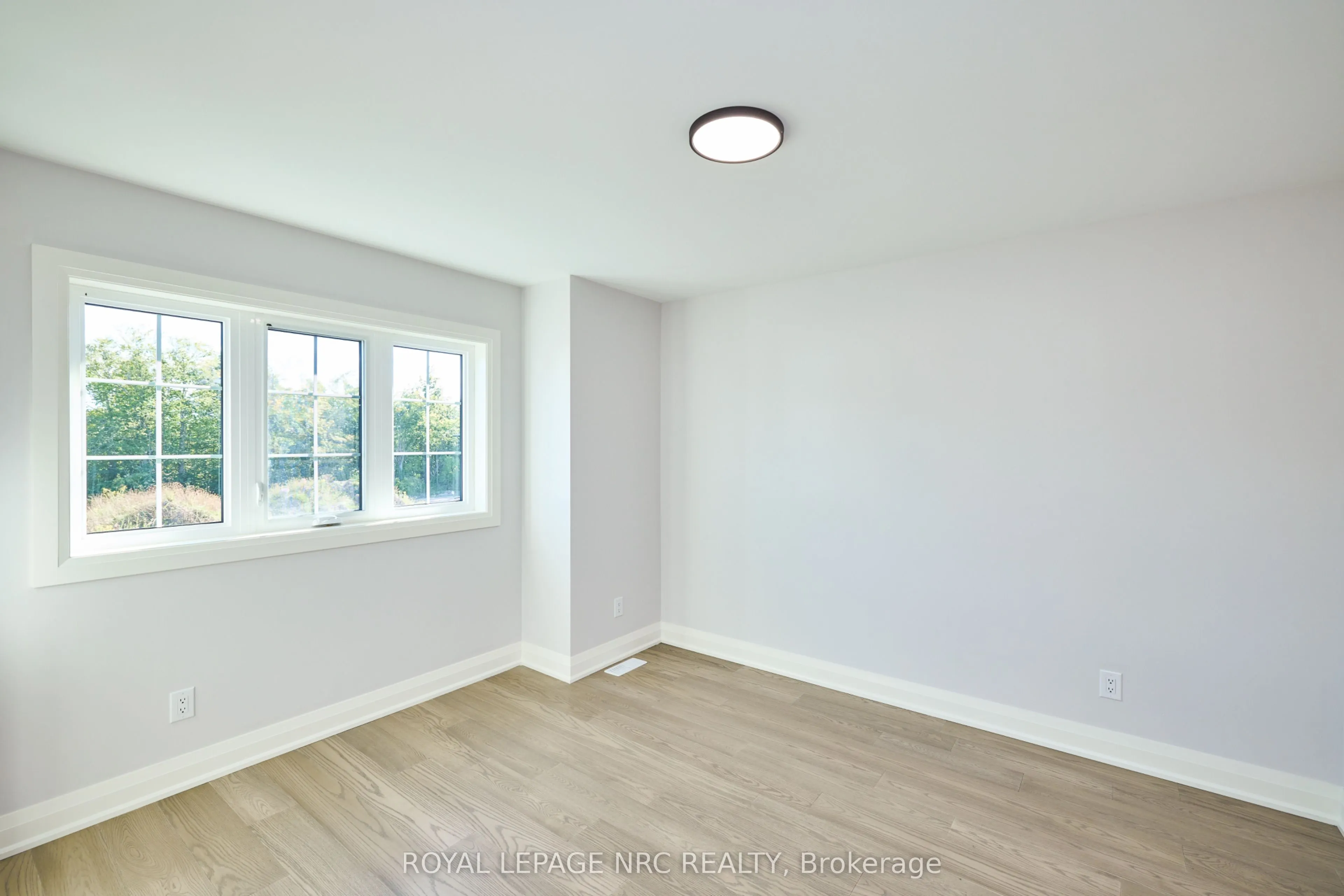 185 Hodgkins Avenue