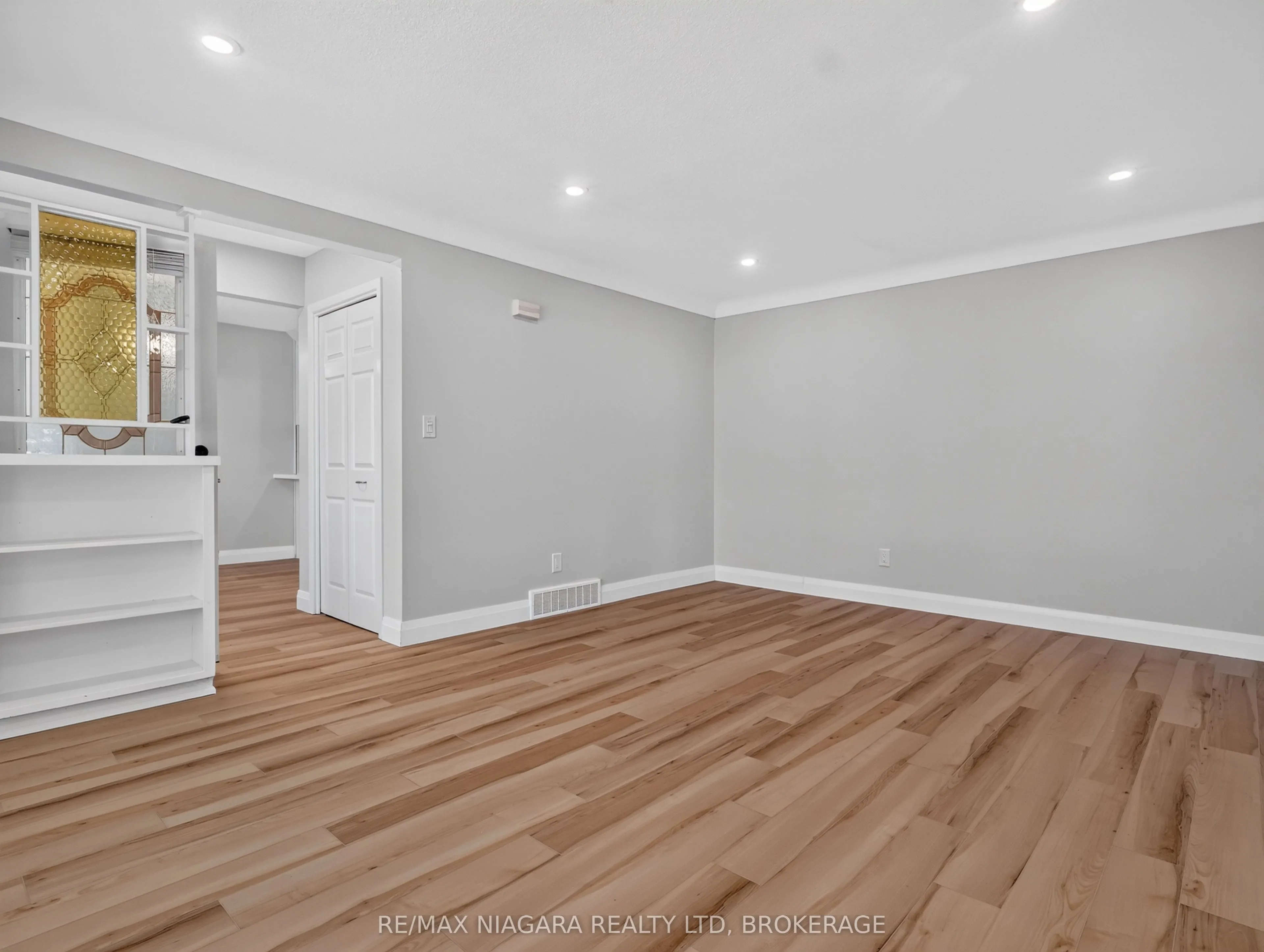 82 Regent Drive