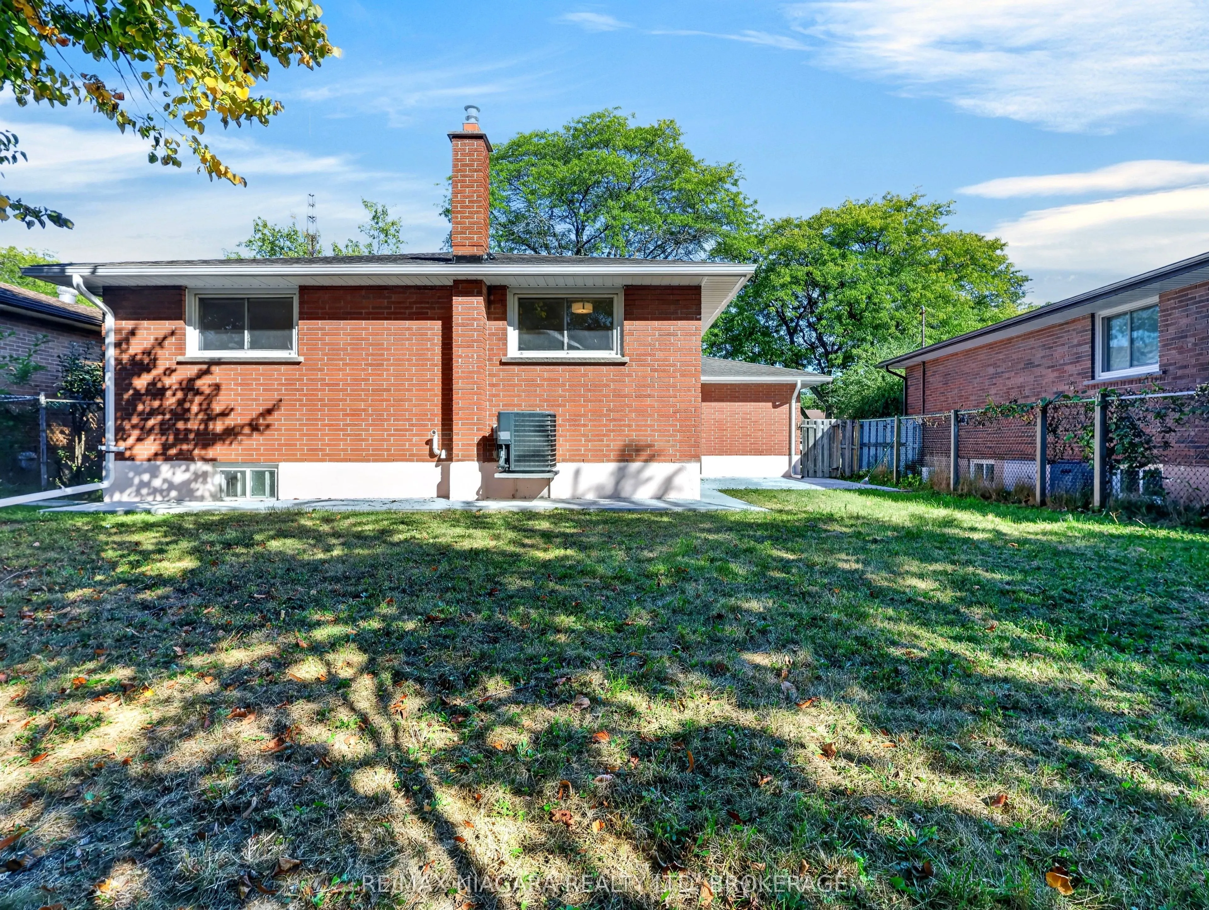 82 Regent Drive