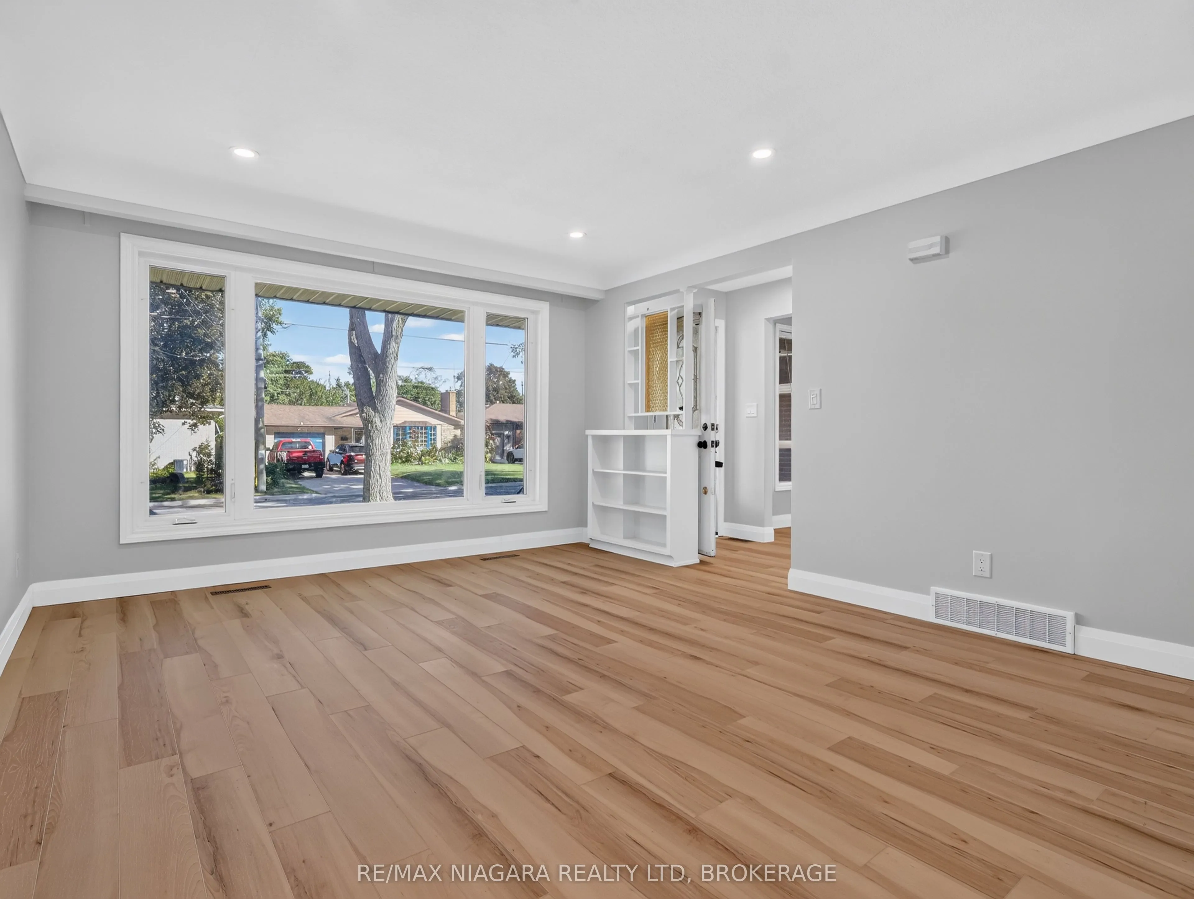 82 Regent Drive