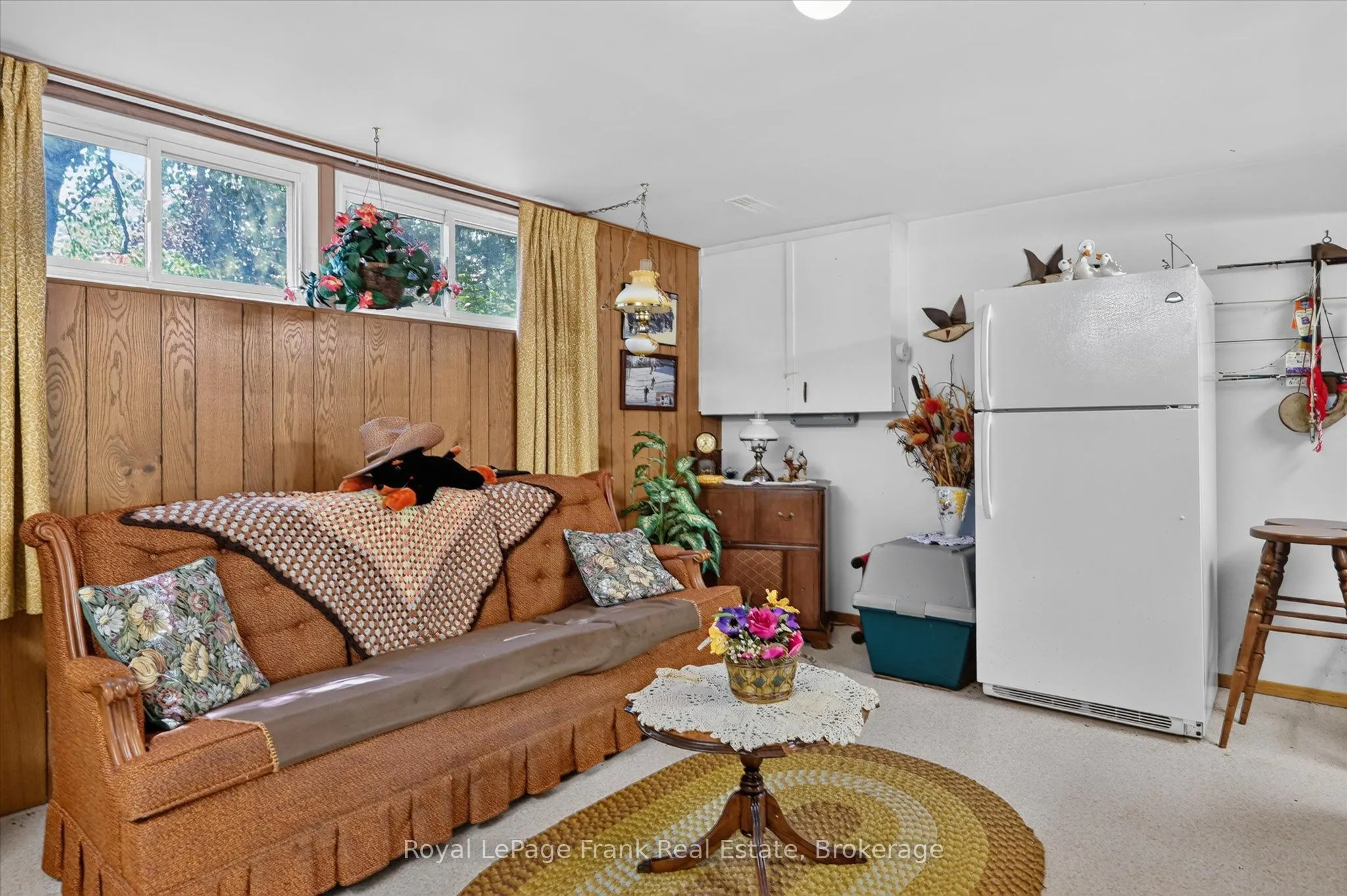 87 Oakwood Crescent