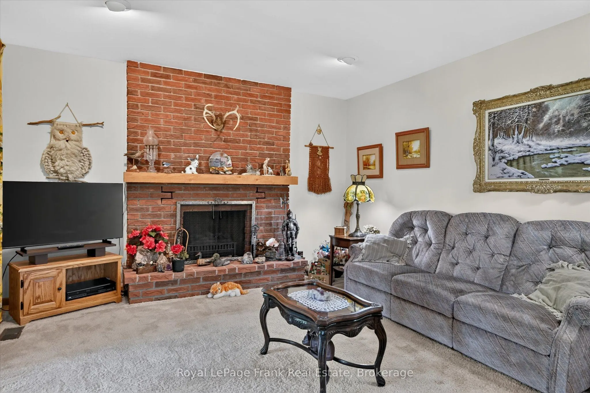 87 Oakwood Crescent