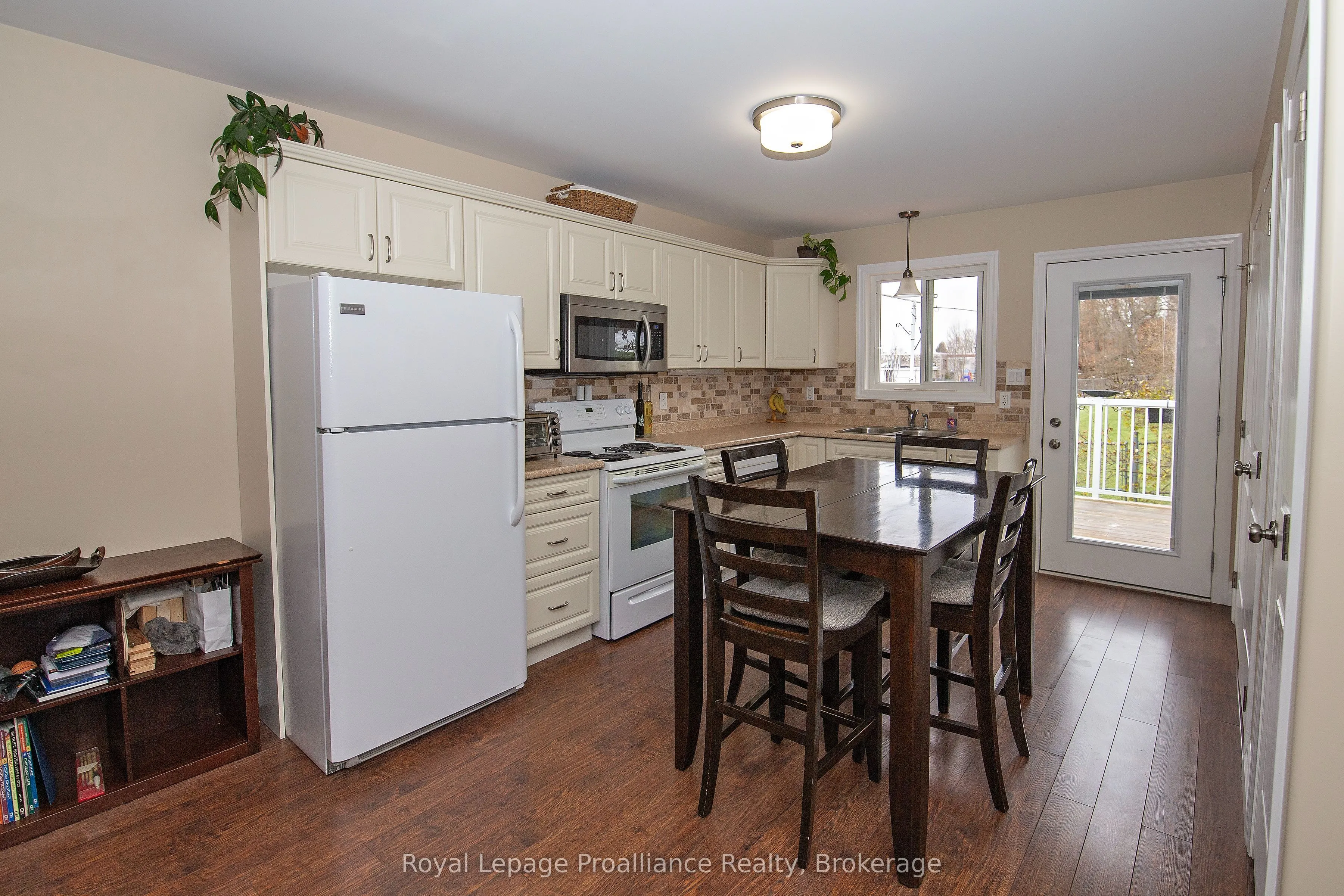 494 Metcalf Street #Unit #8