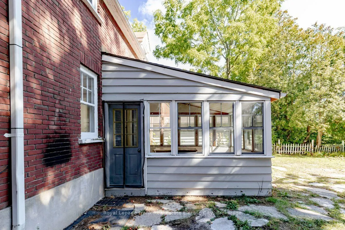 567 King Street