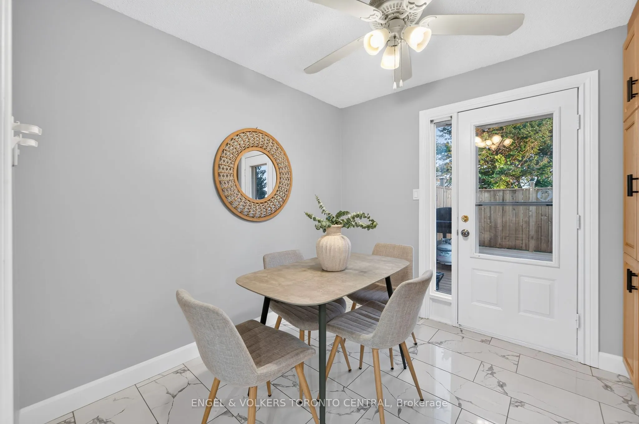 121 Southwood Drive