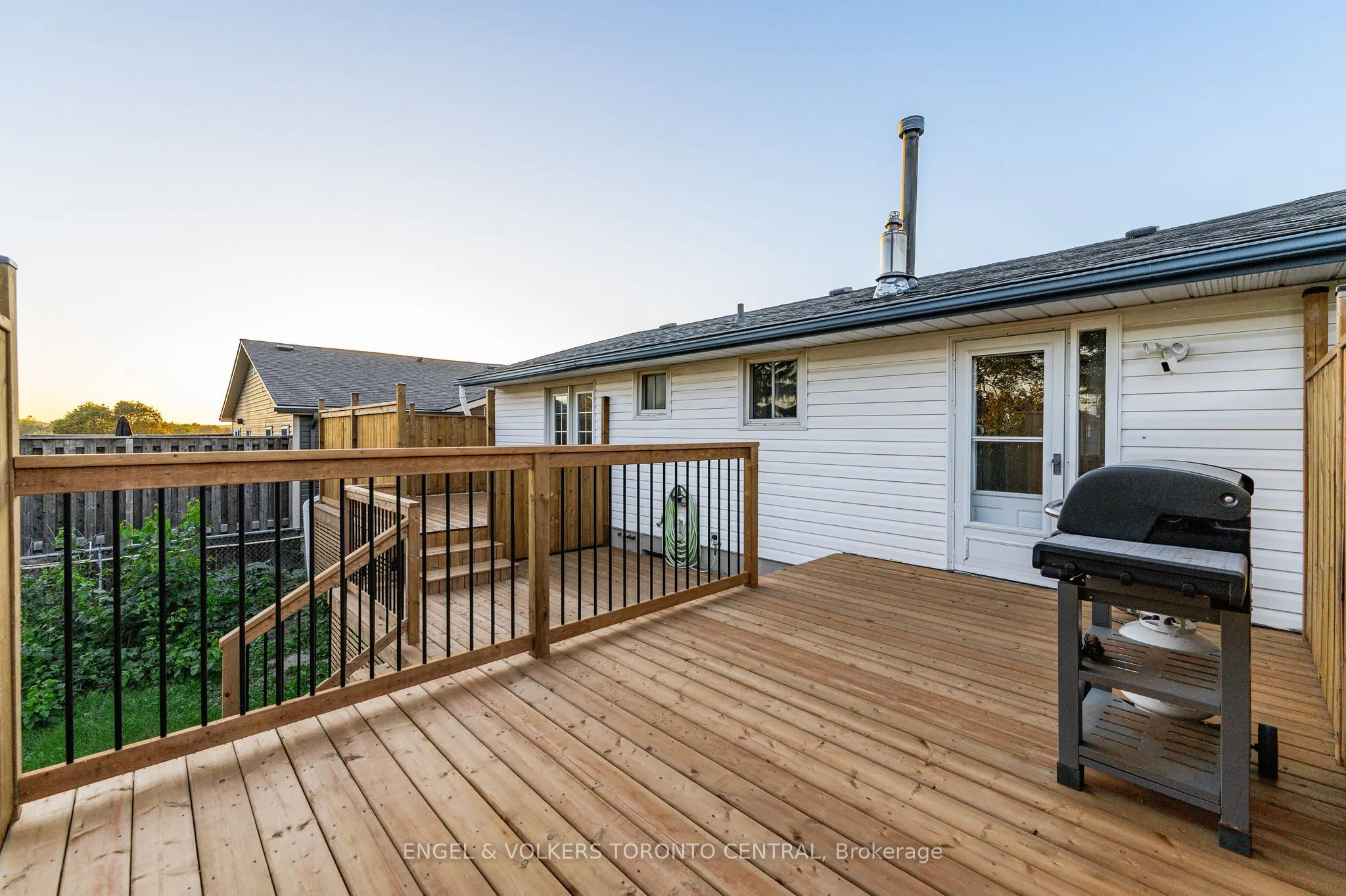 121 Southwood Drive