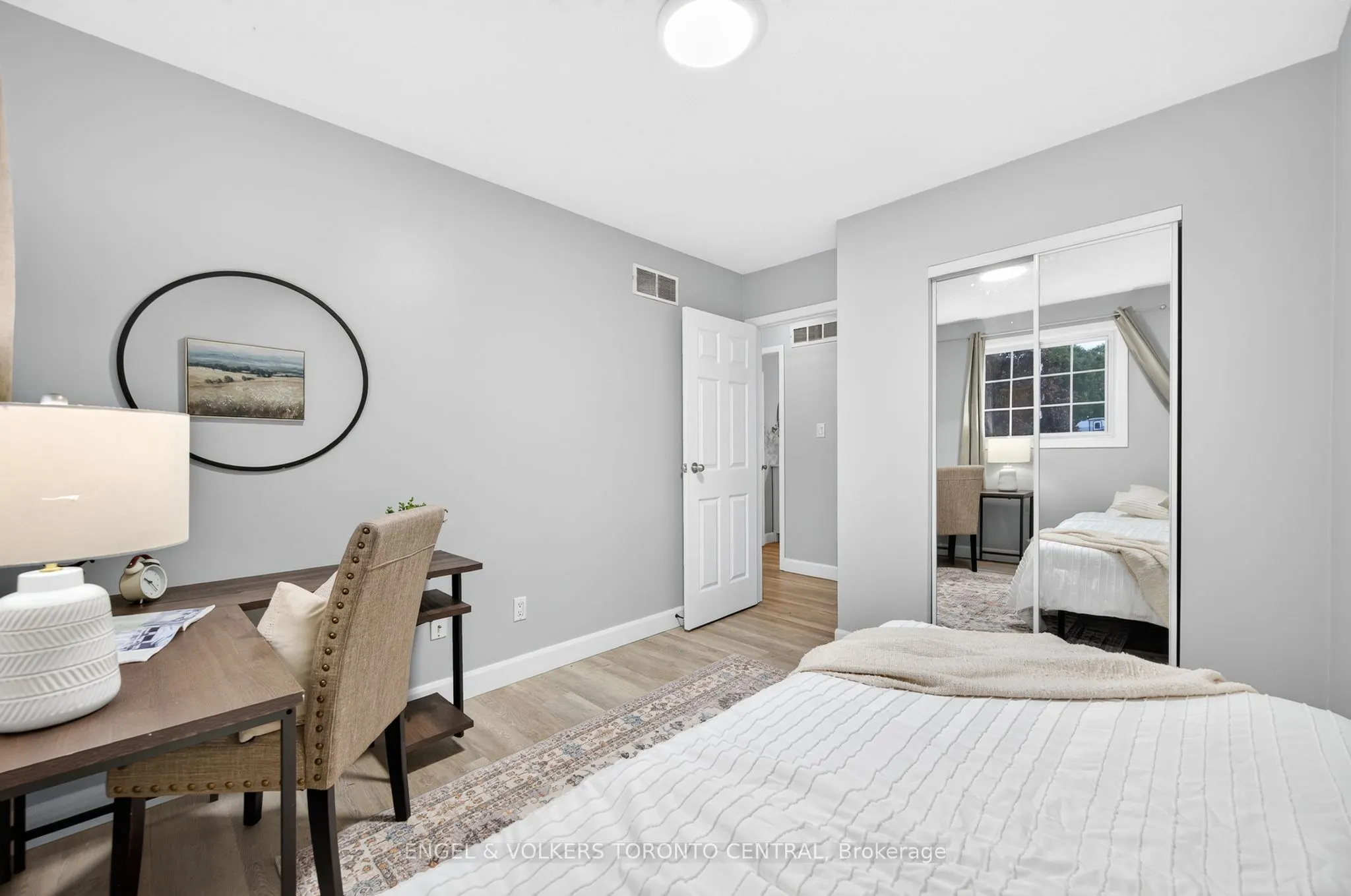 121 Southwood Drive