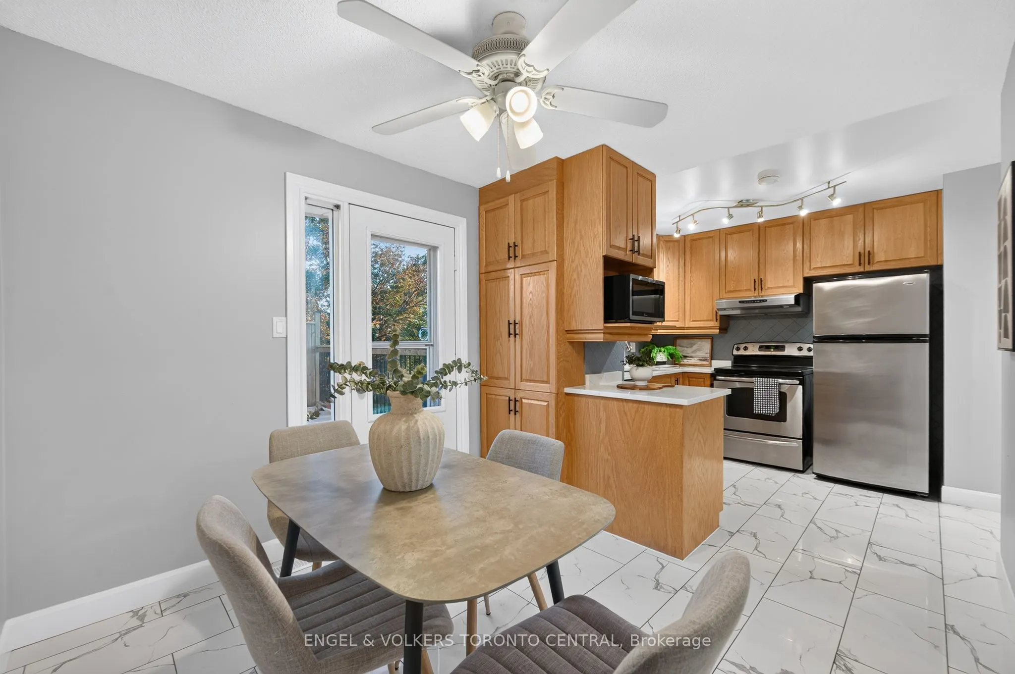 121 Southwood Drive