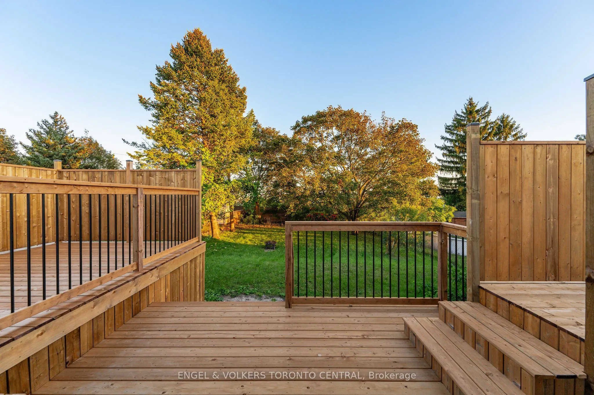 121 Southwood Drive