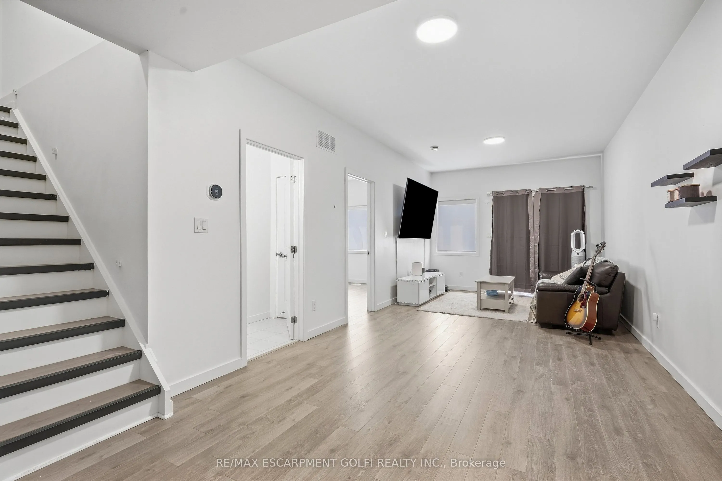 383 Chaffey Street