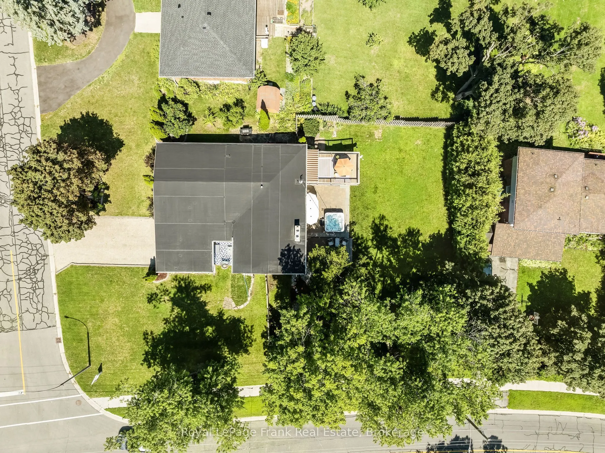 2 Crestwood Avenue