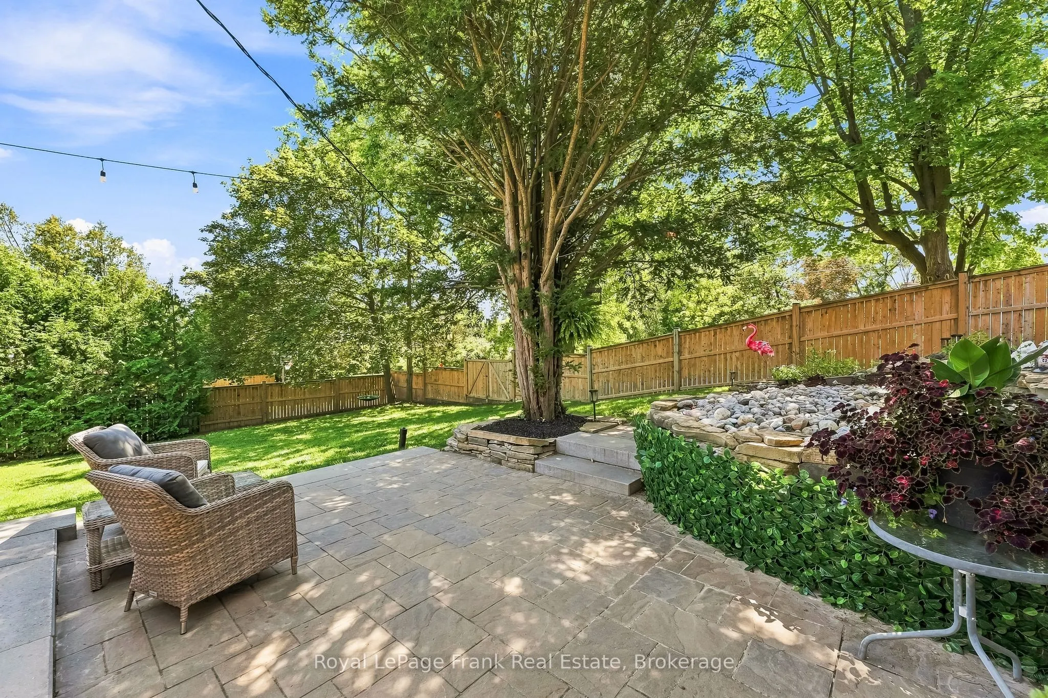 2 Crestwood Avenue