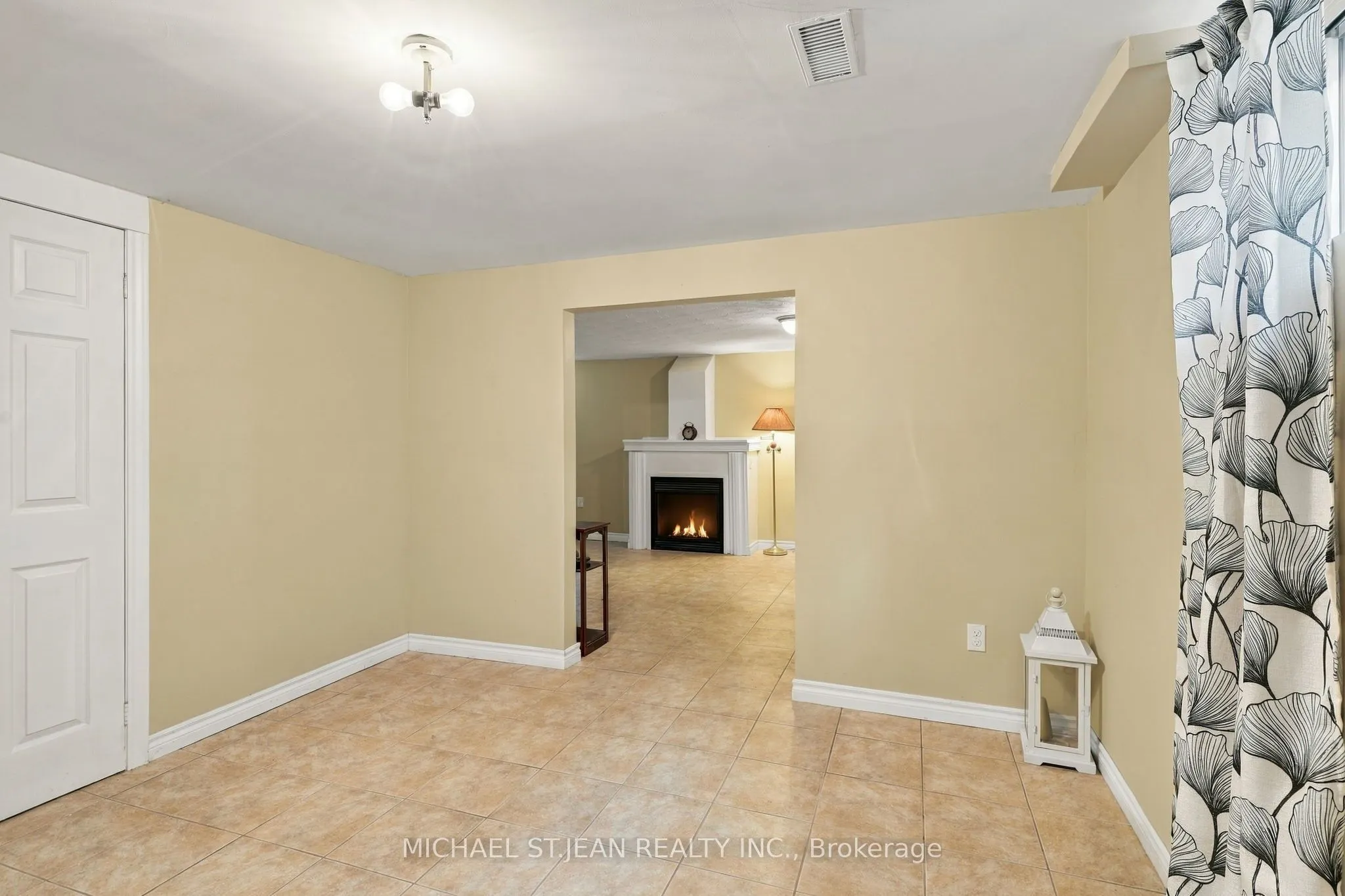 564 Cochrane Road
