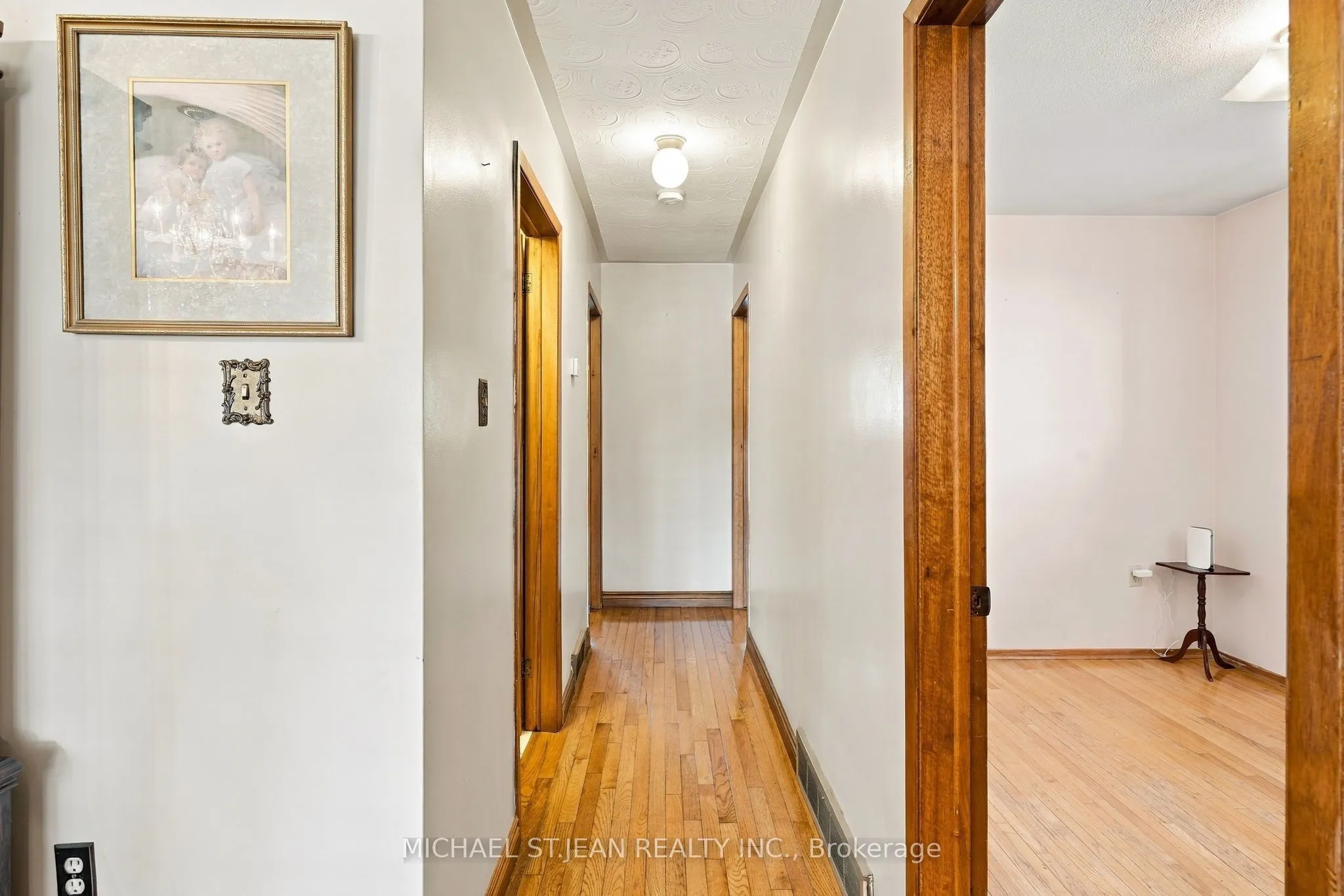 564 Cochrane Road