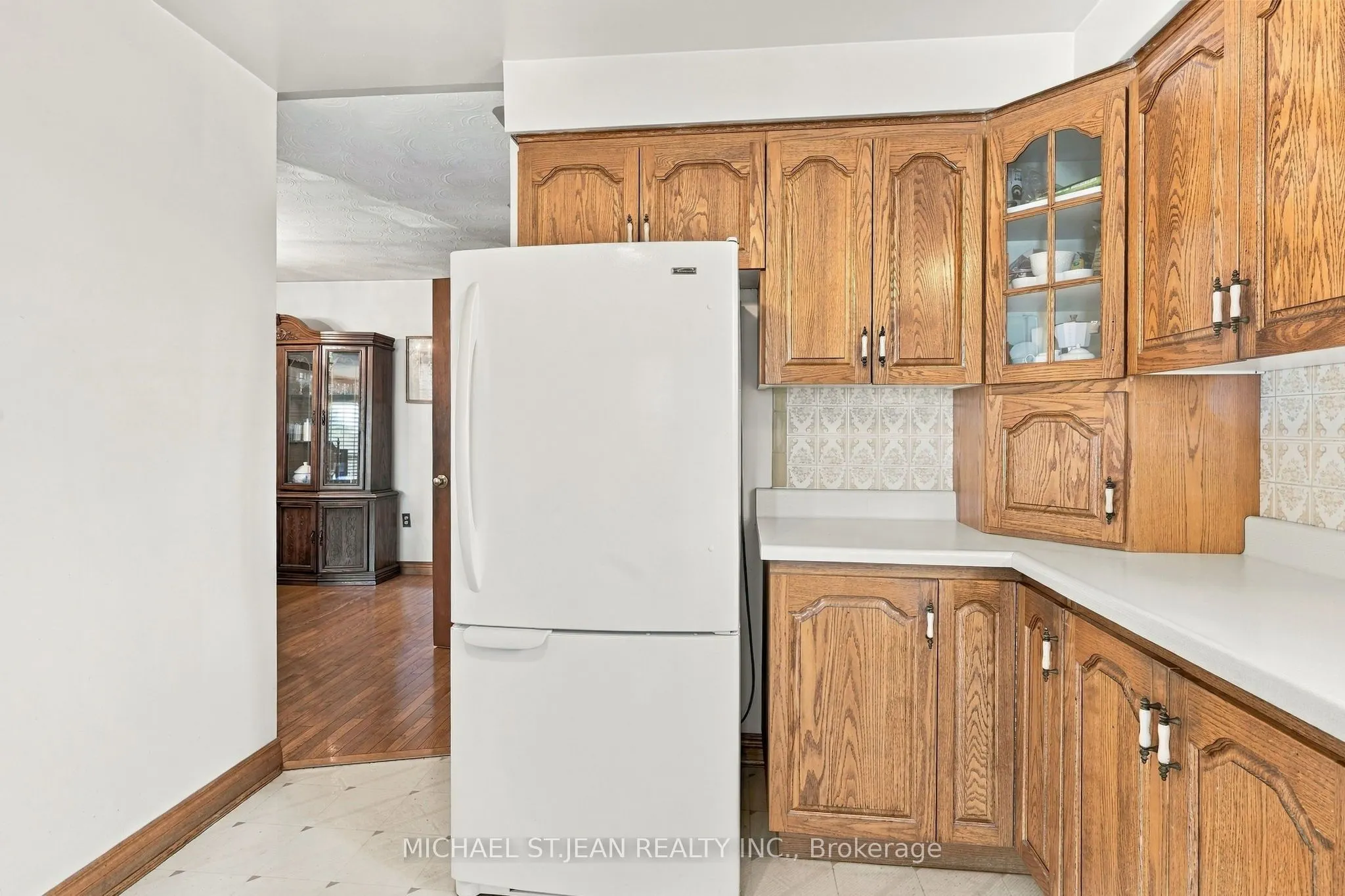 564 Cochrane Road